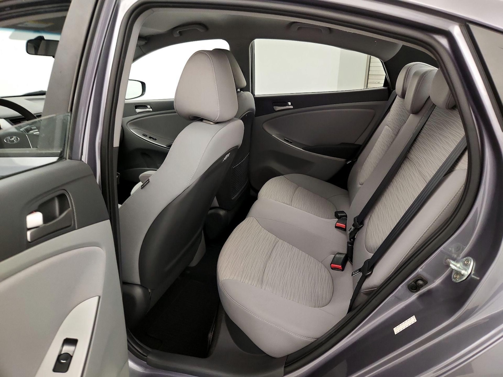 2016 Hyundai Accent SE - Photo 19