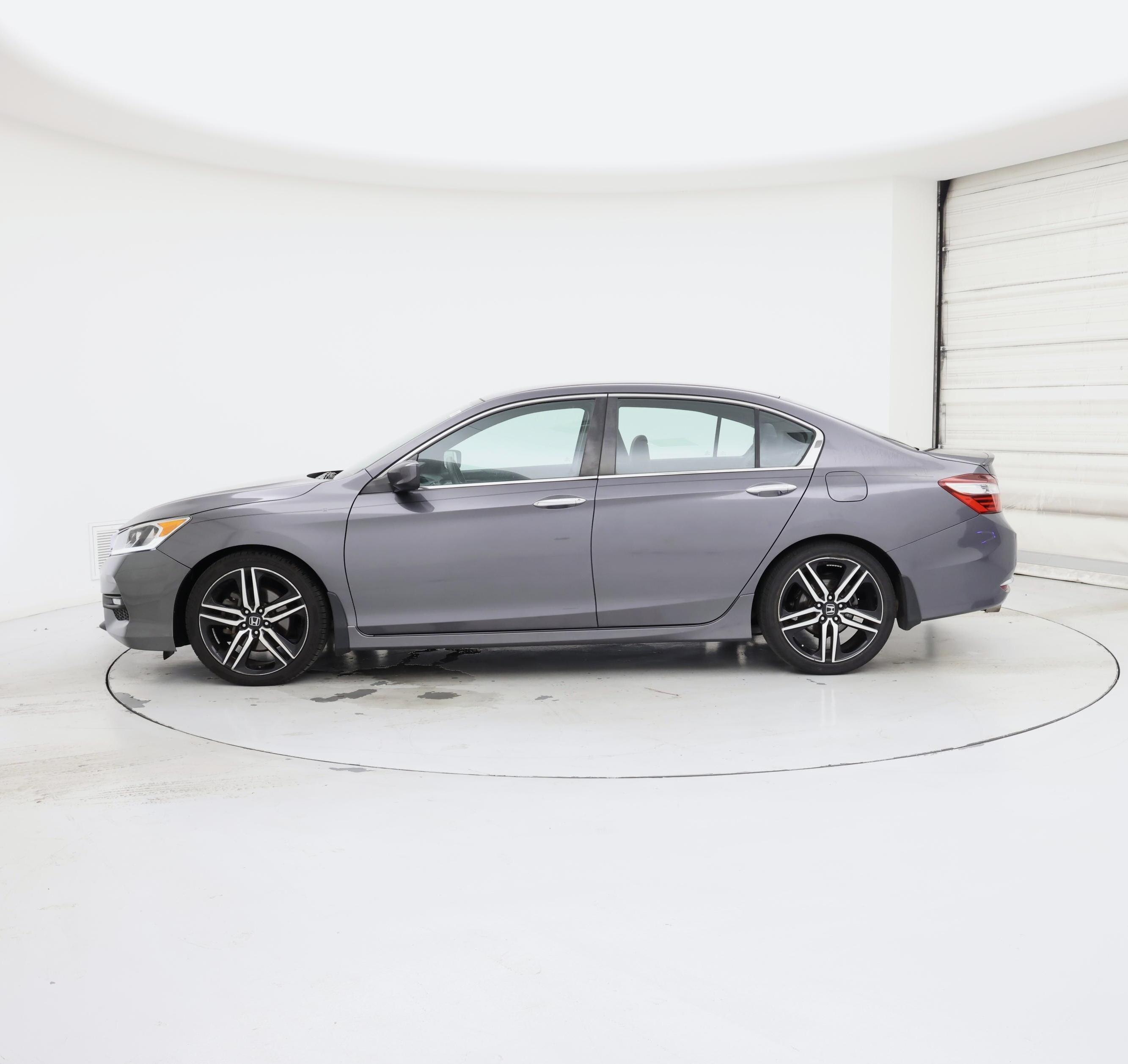Thumbnail: 2017 Honda Accord - 3