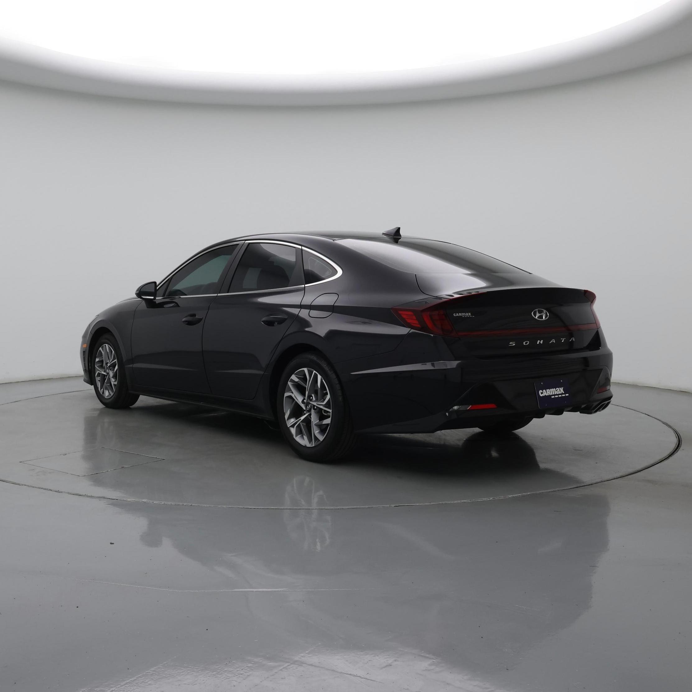 Thumbnail: 2023 Hyundai Sonata - 2