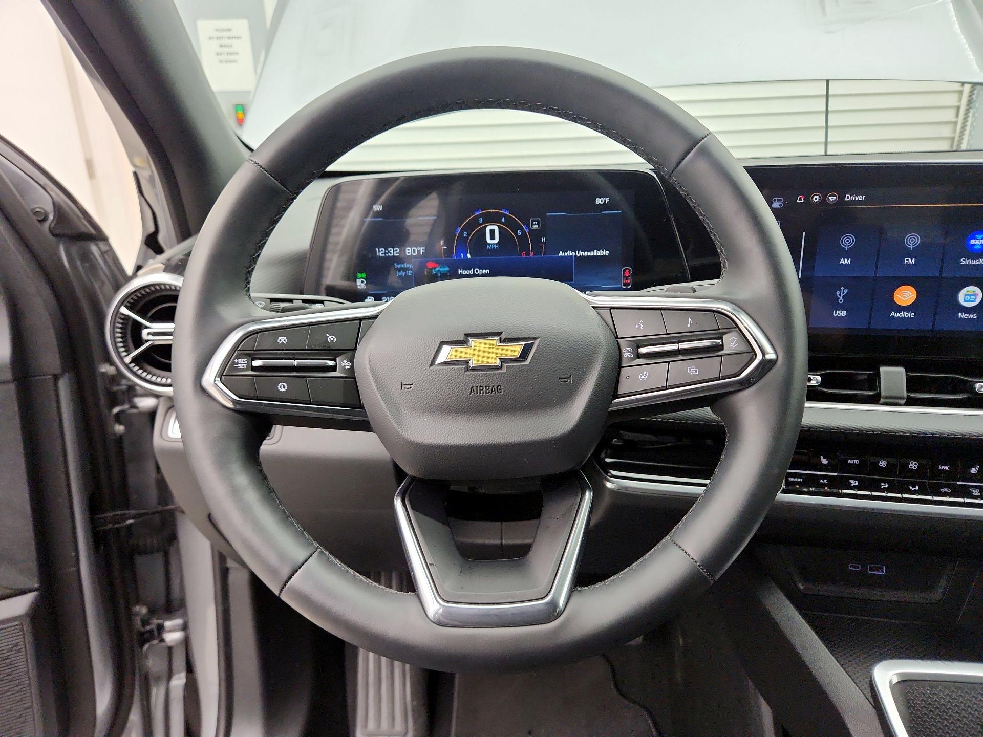 Thumbnail: 2026 Chevrolet Equinox - 10