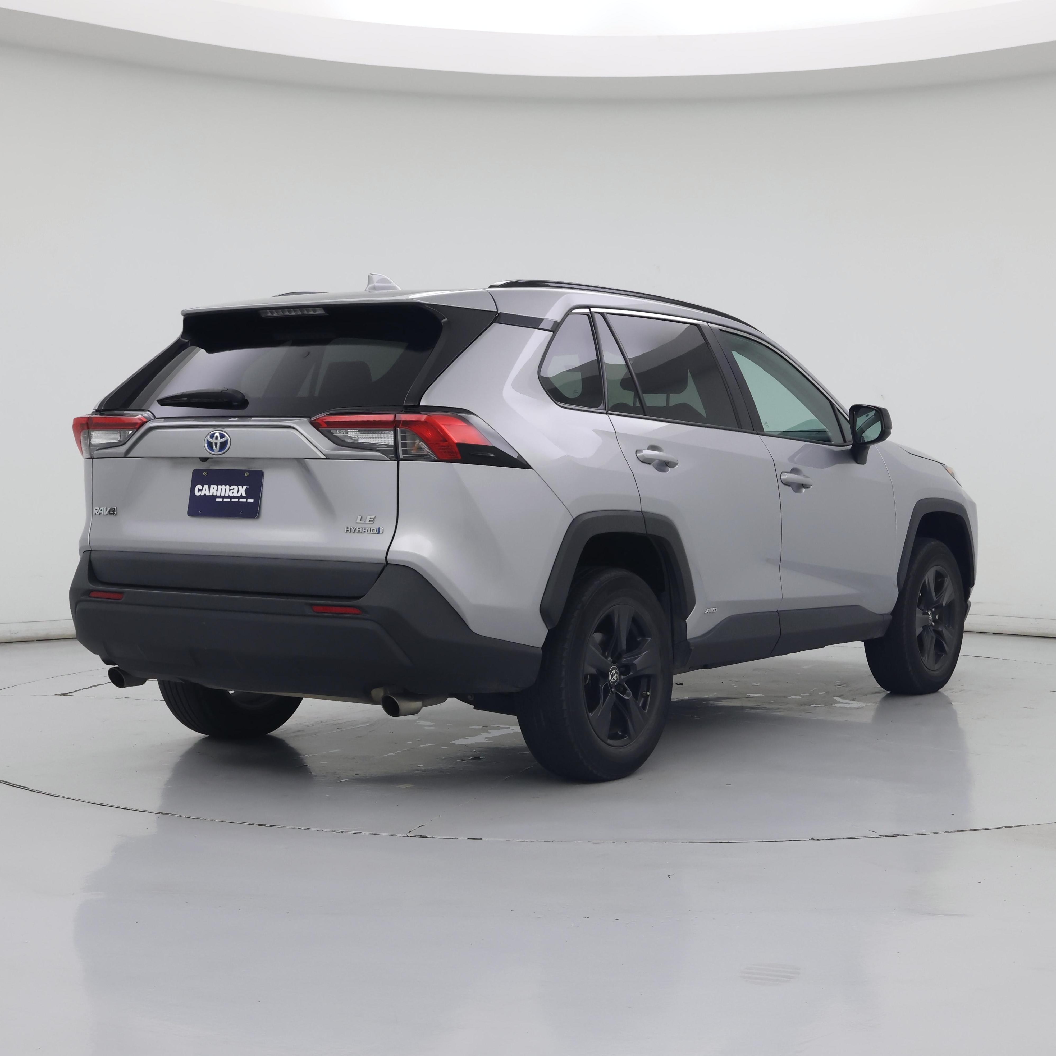 Thumbnail: 2022 Toyota RAV4 - 8