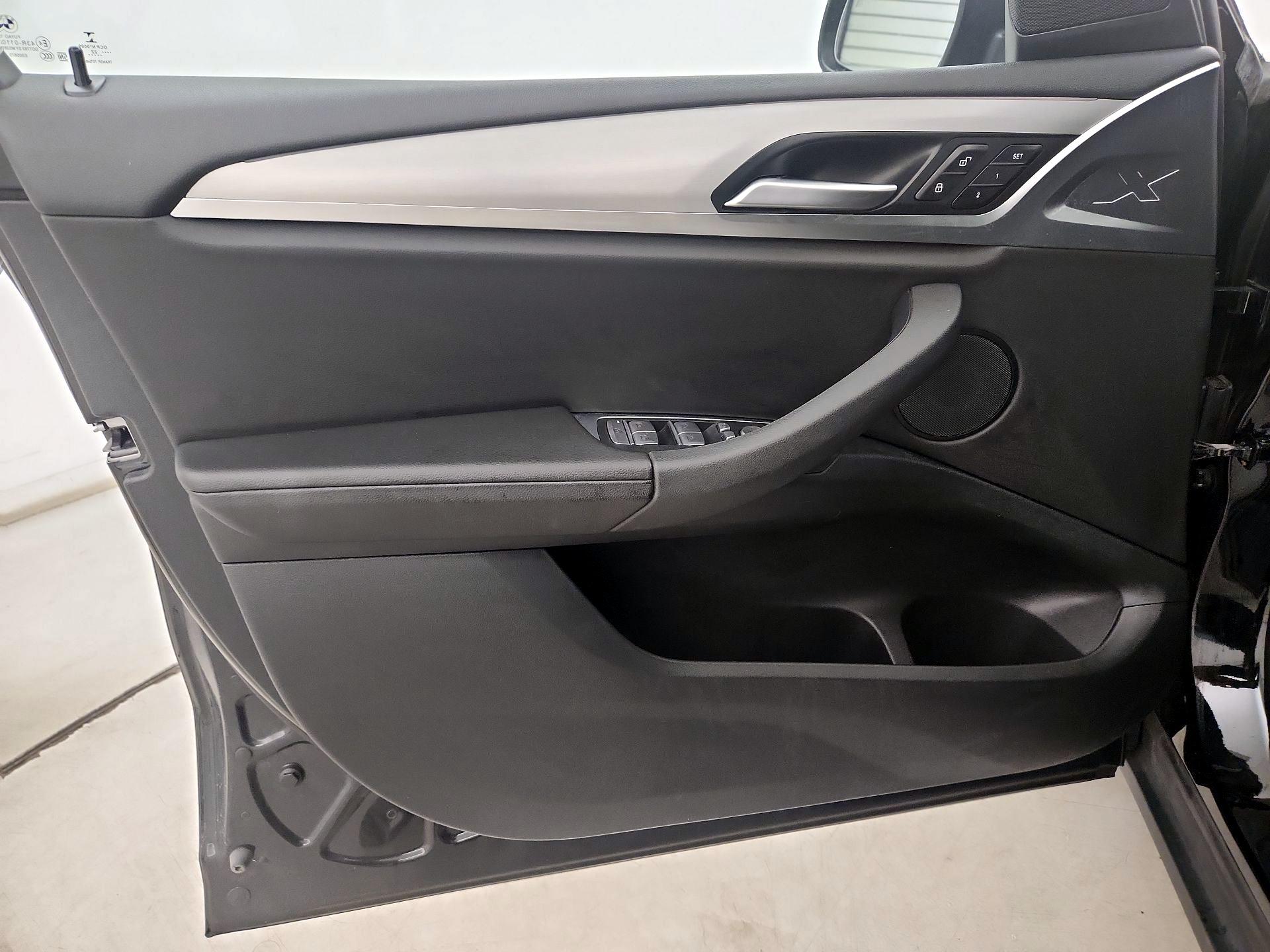 Thumbnail: 2022 BMW X3 - 12