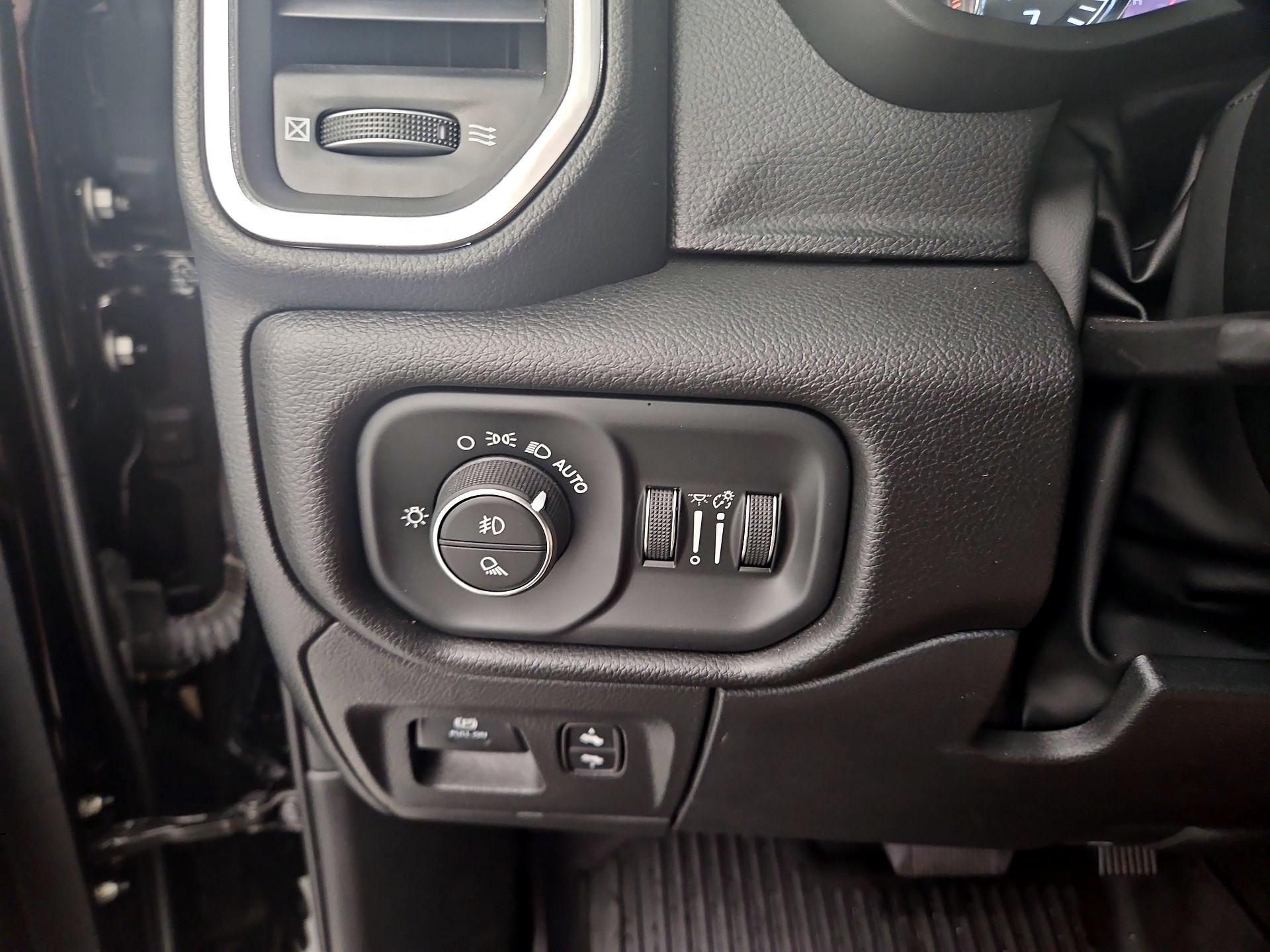 Thumbnail: 2023 RAM 1500 - 13