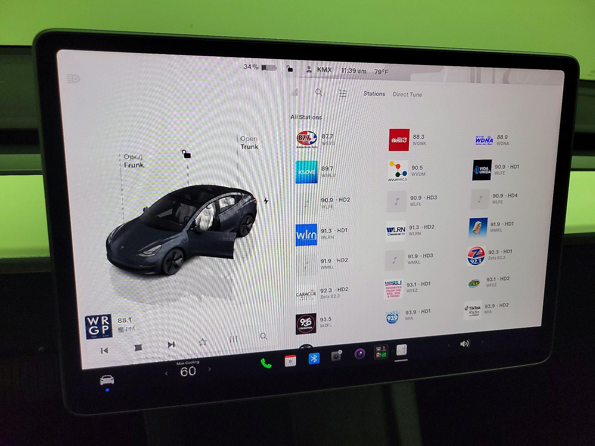 Thumbnail: 2023 Tesla Model 3 - 15