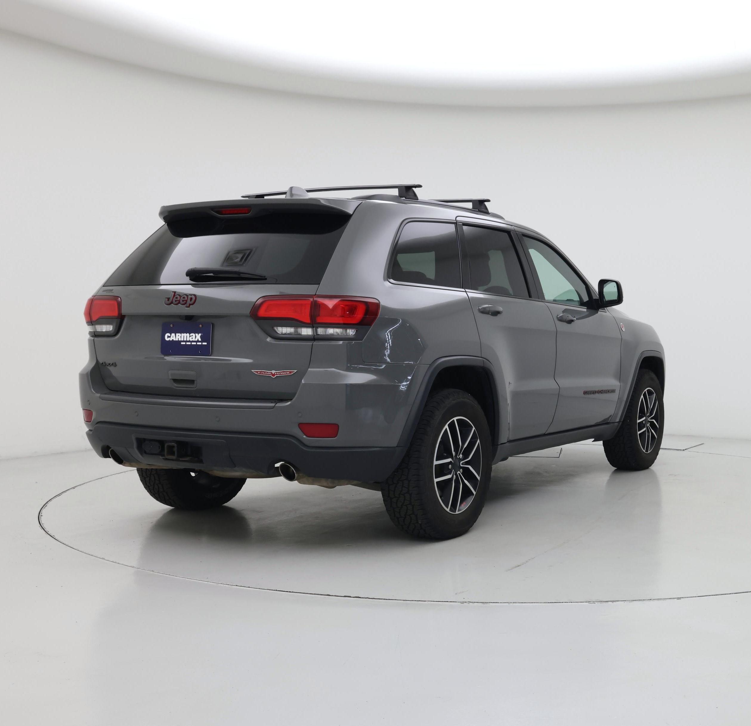 Thumbnail: 2020 Jeep Grand Cherokee - 8