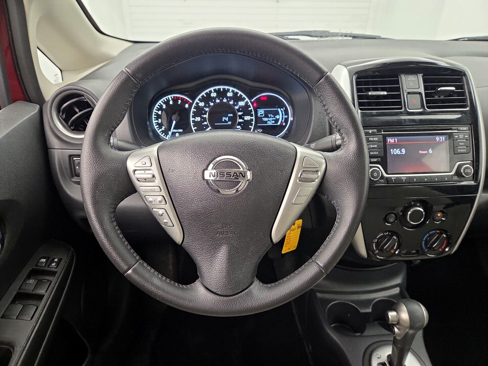 Thumbnail: 2015 Nissan Versa Note - 10