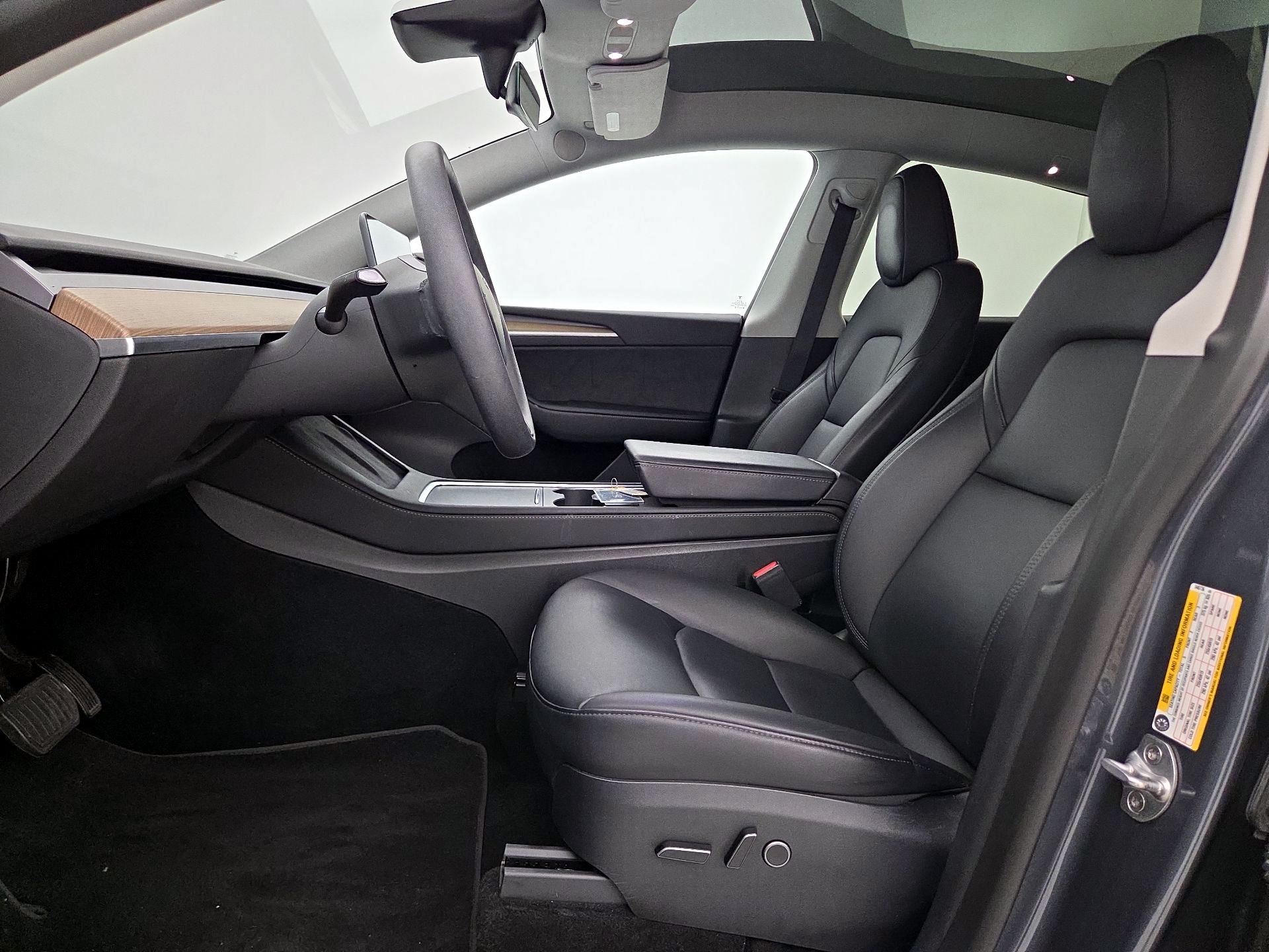 Thumbnail: 2023 Tesla Model Y - 11