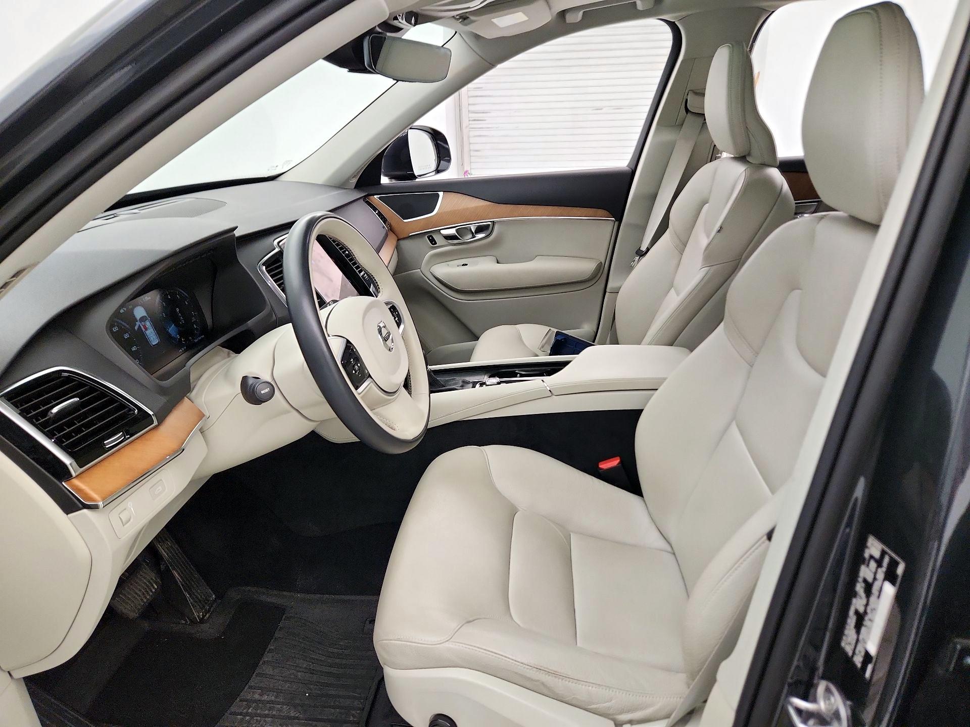 Thumbnail: 2022 Volvo XC90 - 11