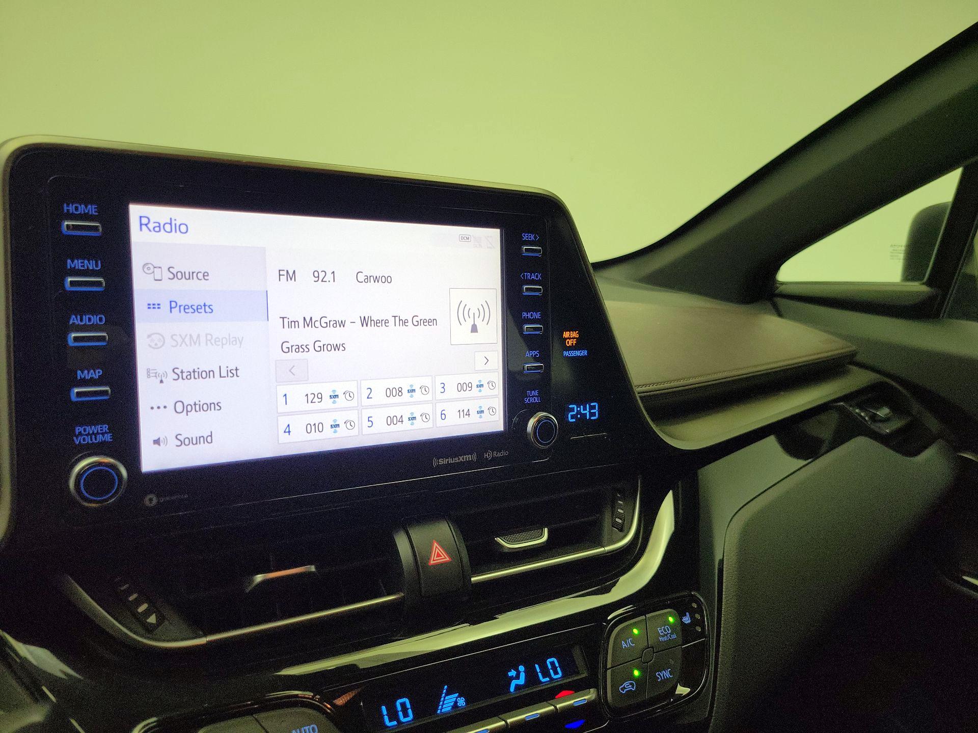 Thumbnail: 2019 Toyota C-HR - 15