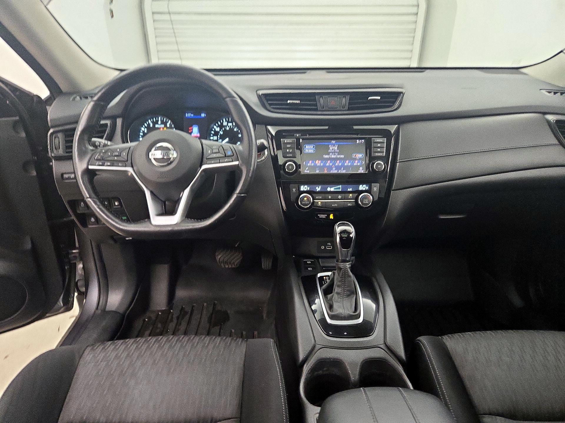 Thumbnail: 2020 Nissan Rogue - 9