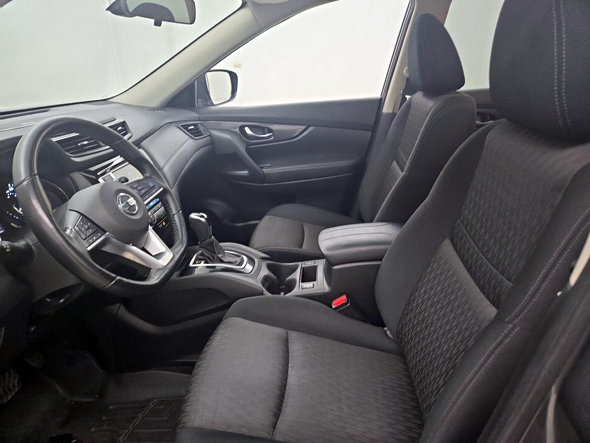 Thumbnail: 2020 Nissan Rogue - 11