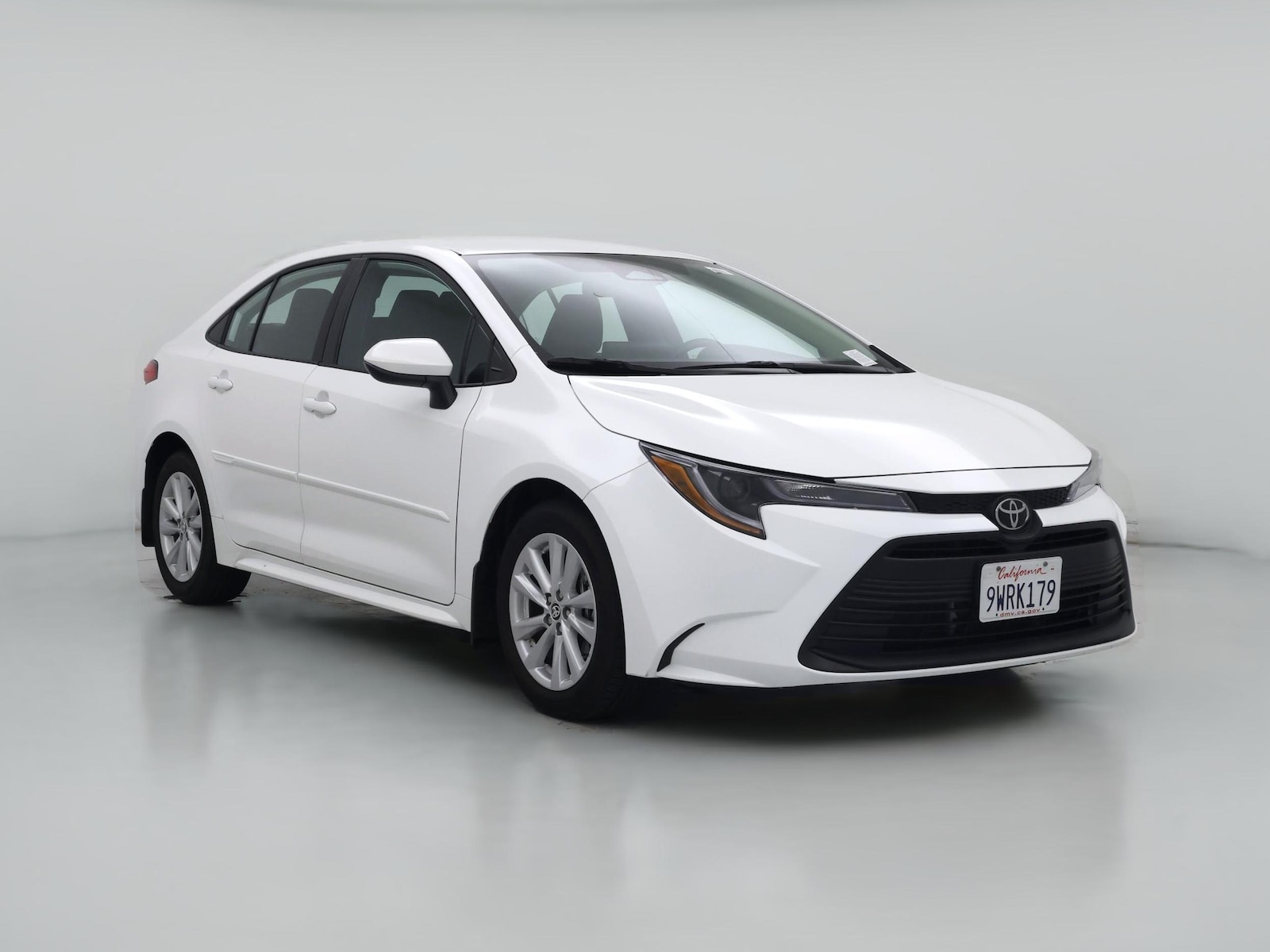 2026 Toyota Corolla LE - Photo 1