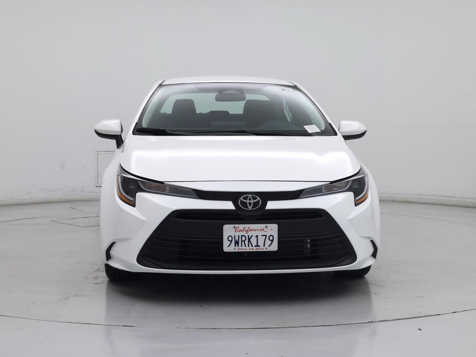 2026 Toyota Corolla LE - Photo 6