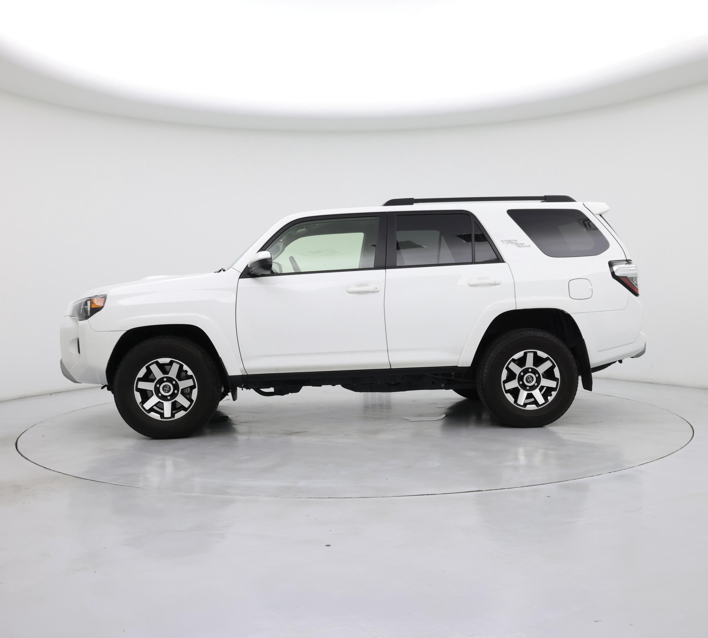 Thumbnail: 2023 Toyota 4Runner - 3