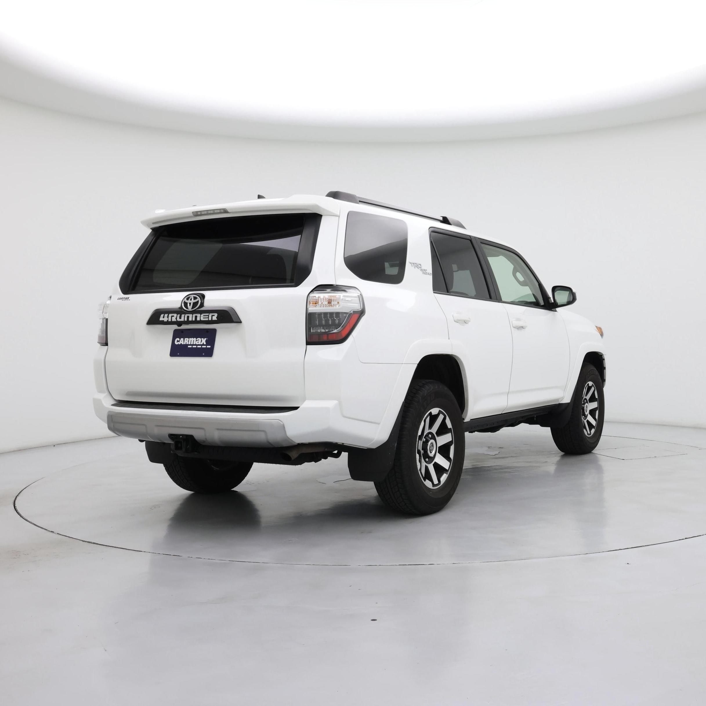 Thumbnail: 2023 Toyota 4Runner - 8