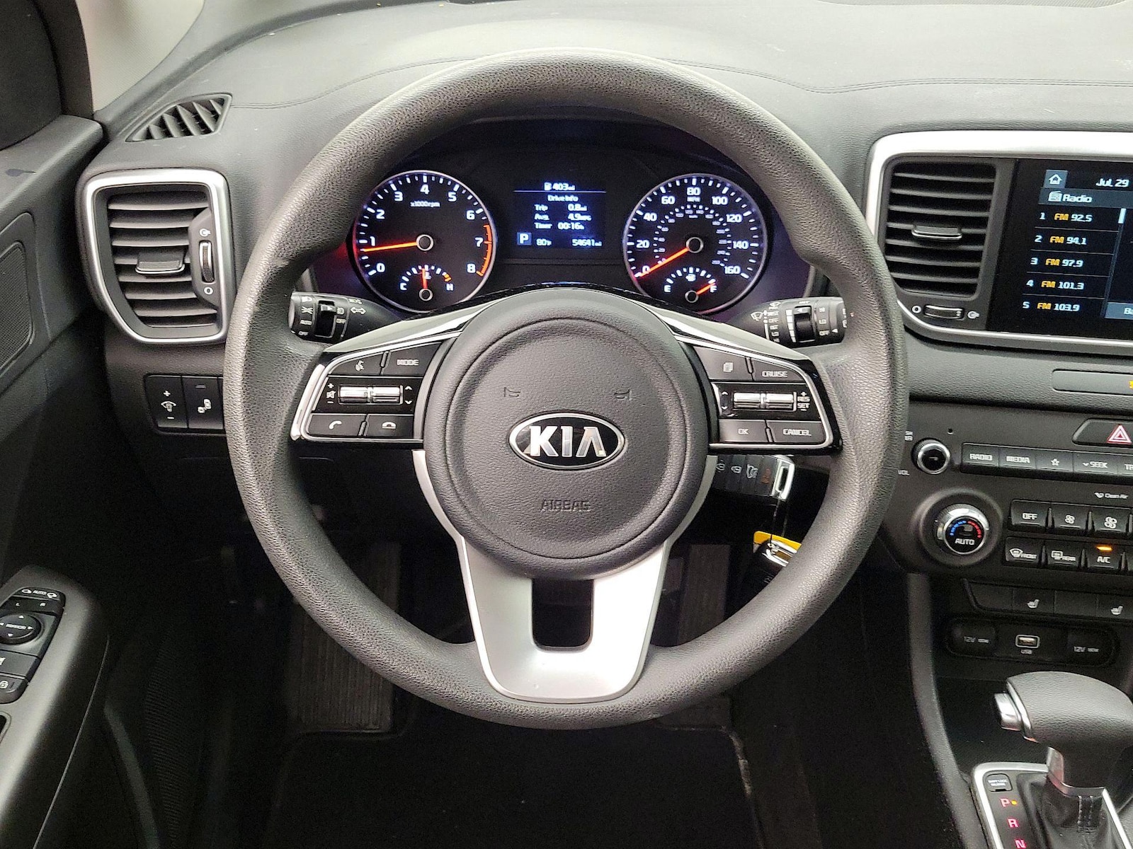 2020 Kia Sportage LX - Photo 11