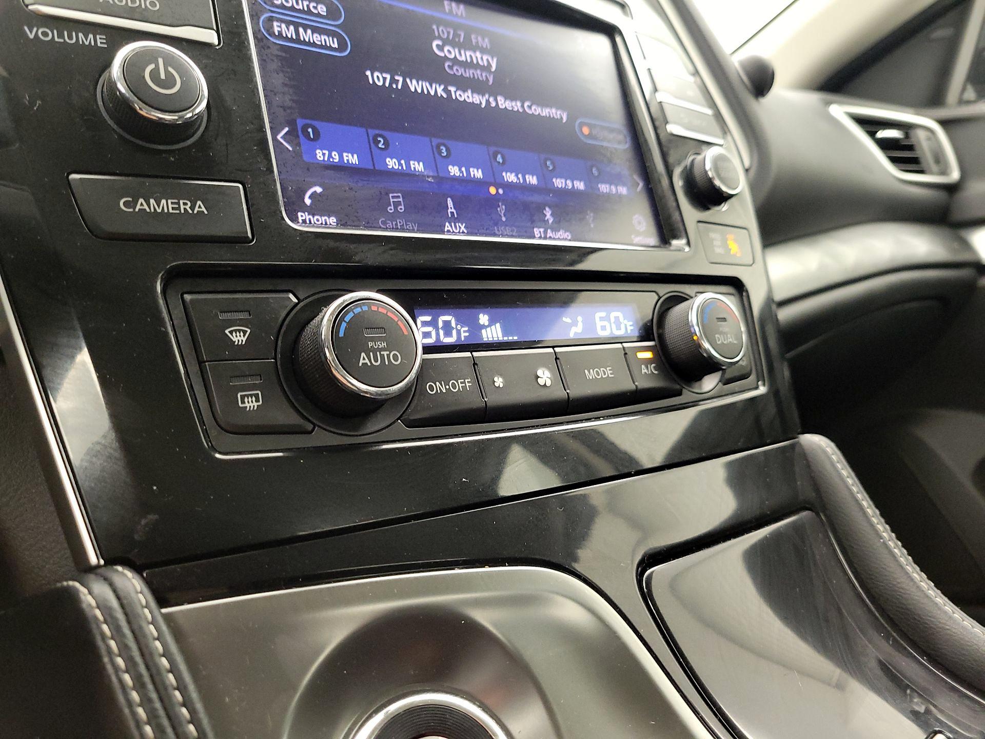Thumbnail: 2019 Nissan Maxima - 17
