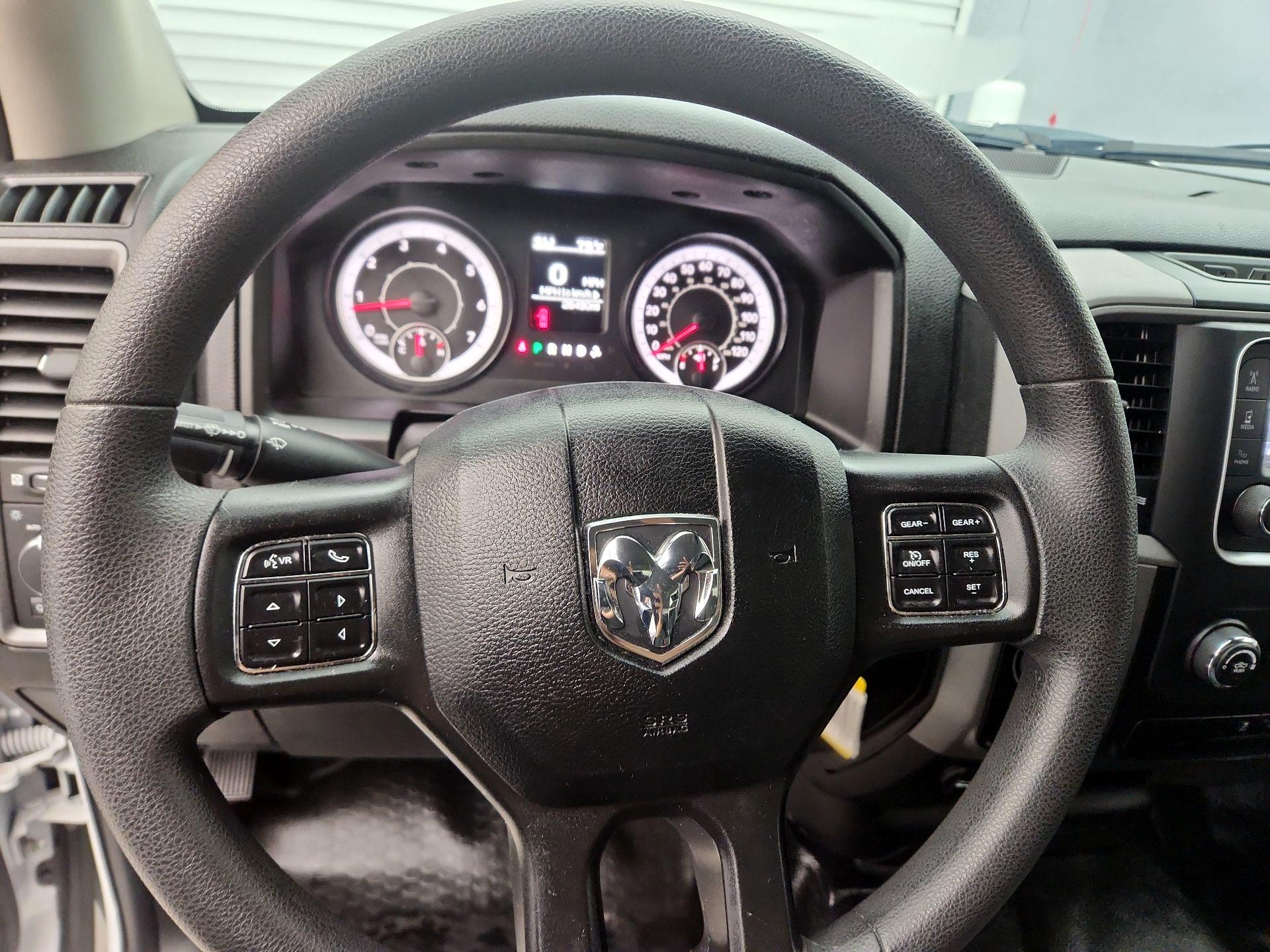 Thumbnail: 2023 RAM 1500 Classic - 10