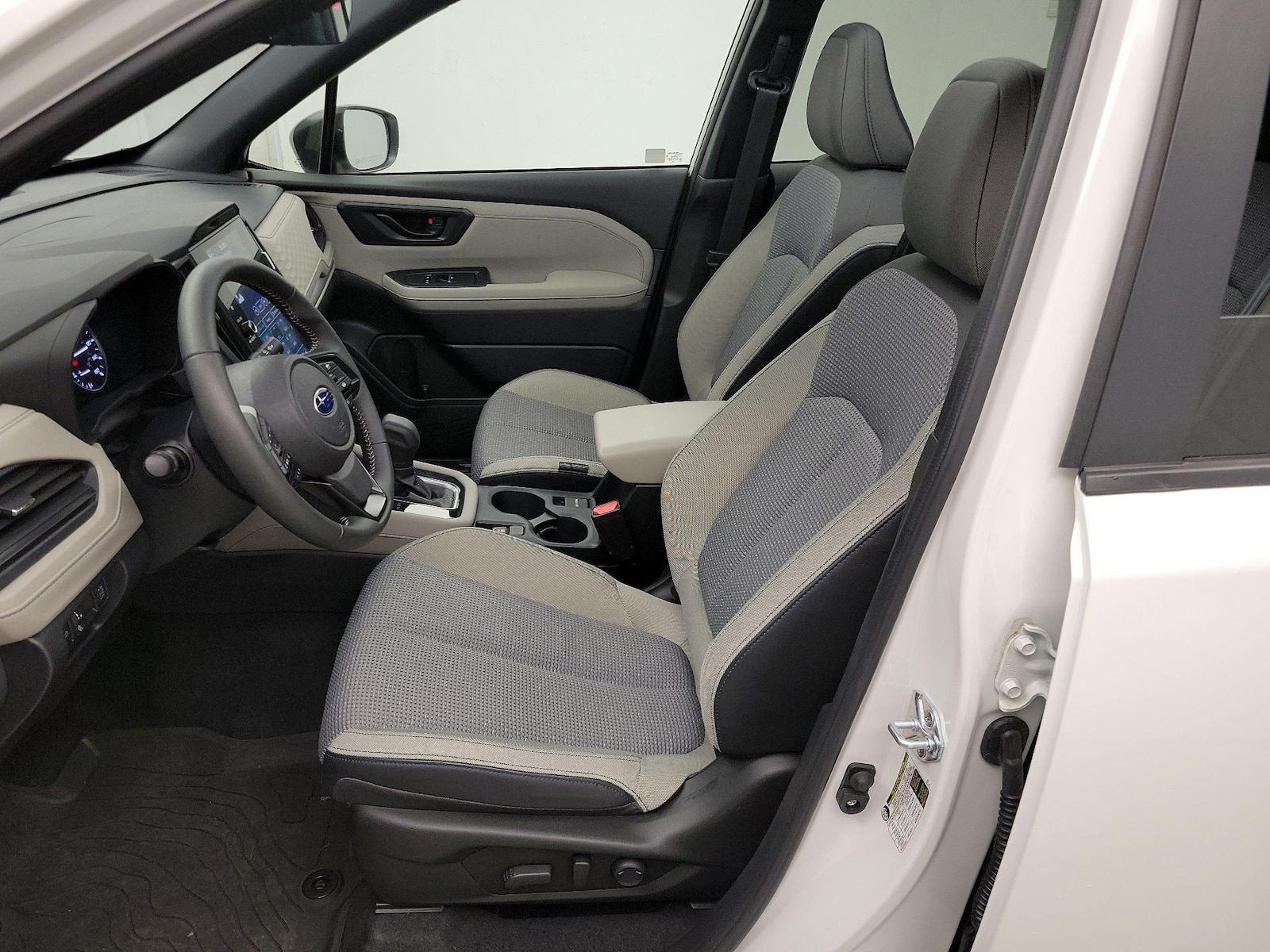 2025 Subaru Forester Premium - Photo 12