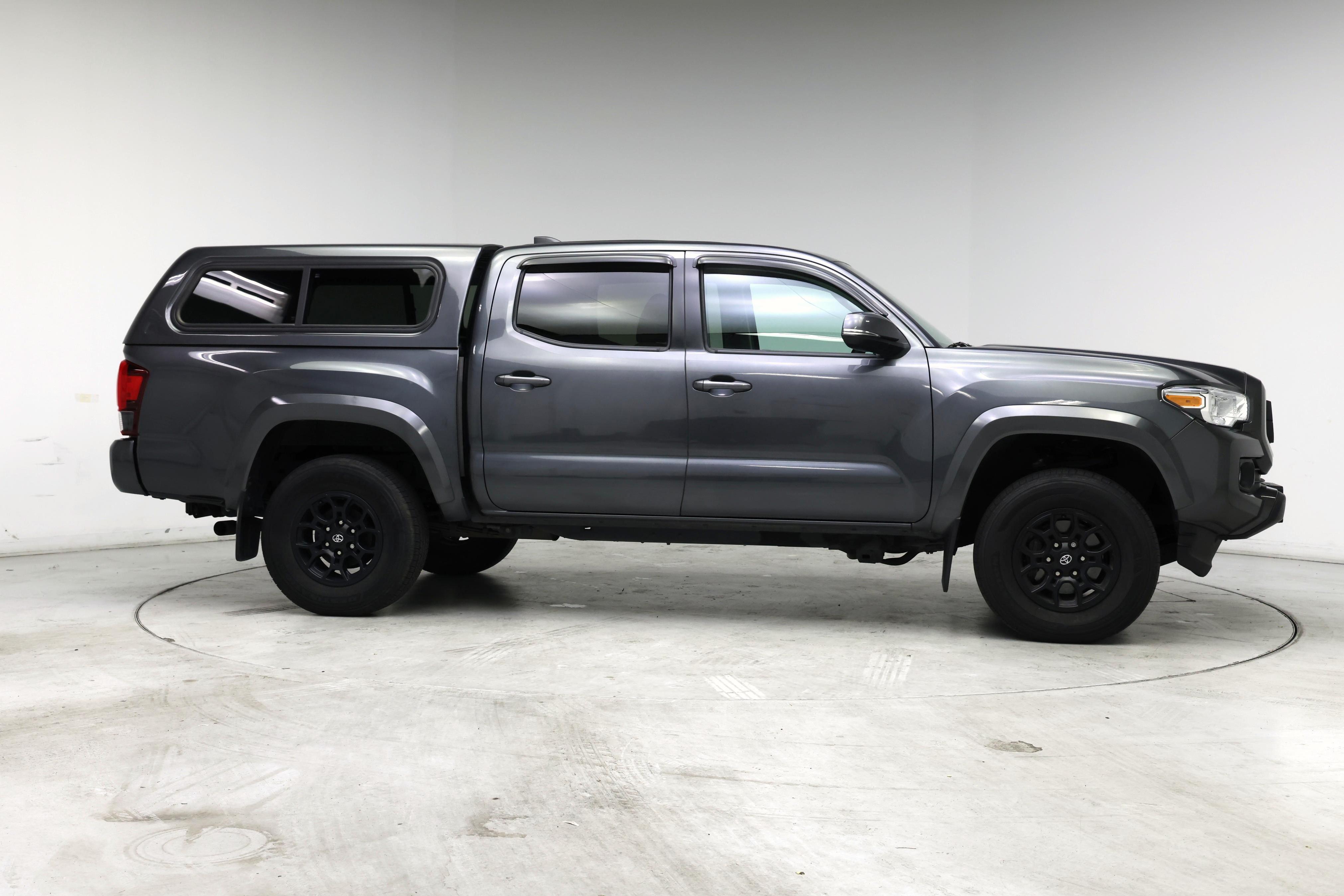 Thumbnail: 2022 Toyota Tacoma - 7
