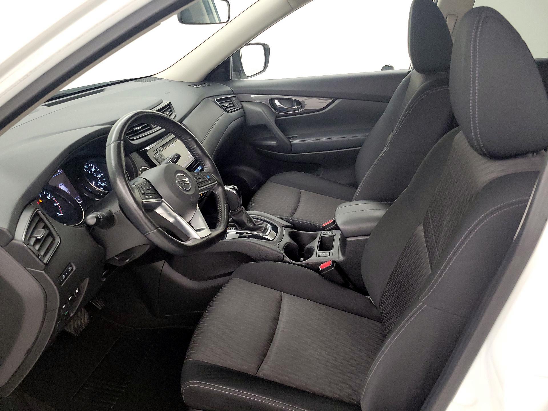 Thumbnail: 2019 Nissan Rogue - 11