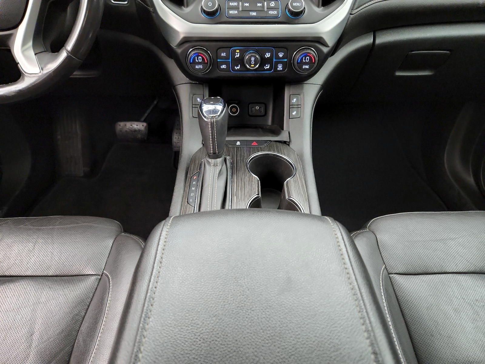 2018 GMC Acadia SLT-1 - Photo 19