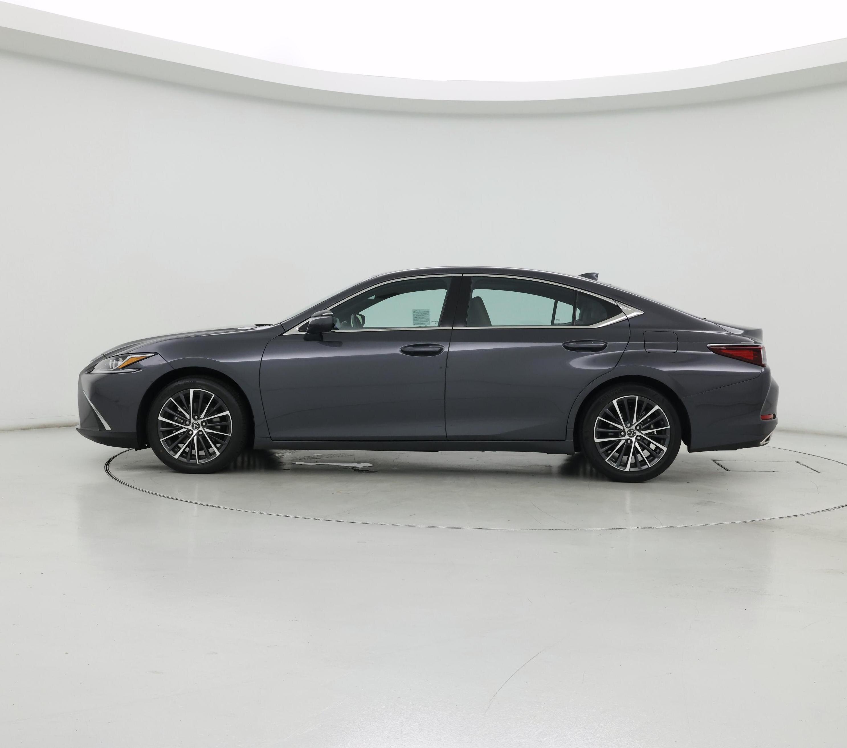 Thumbnail: 2025 Lexus ES - 3