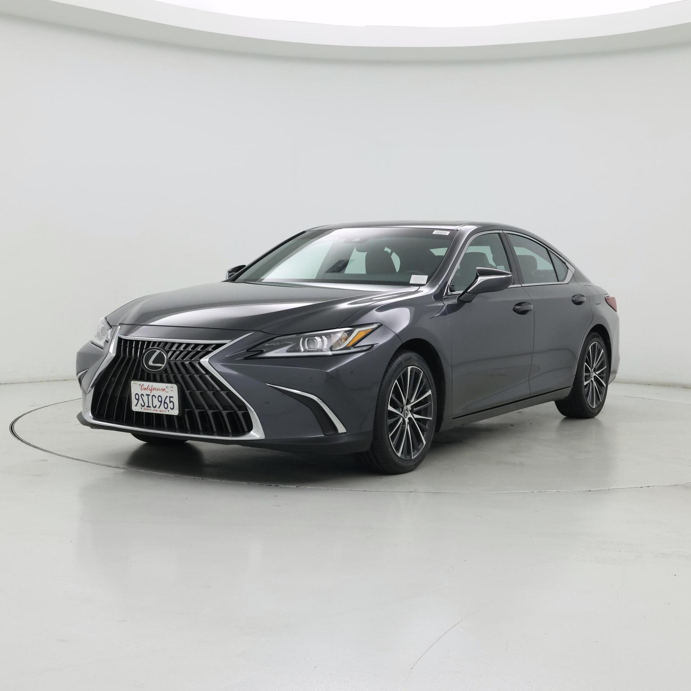 Thumbnail: 2025 Lexus ES - 4