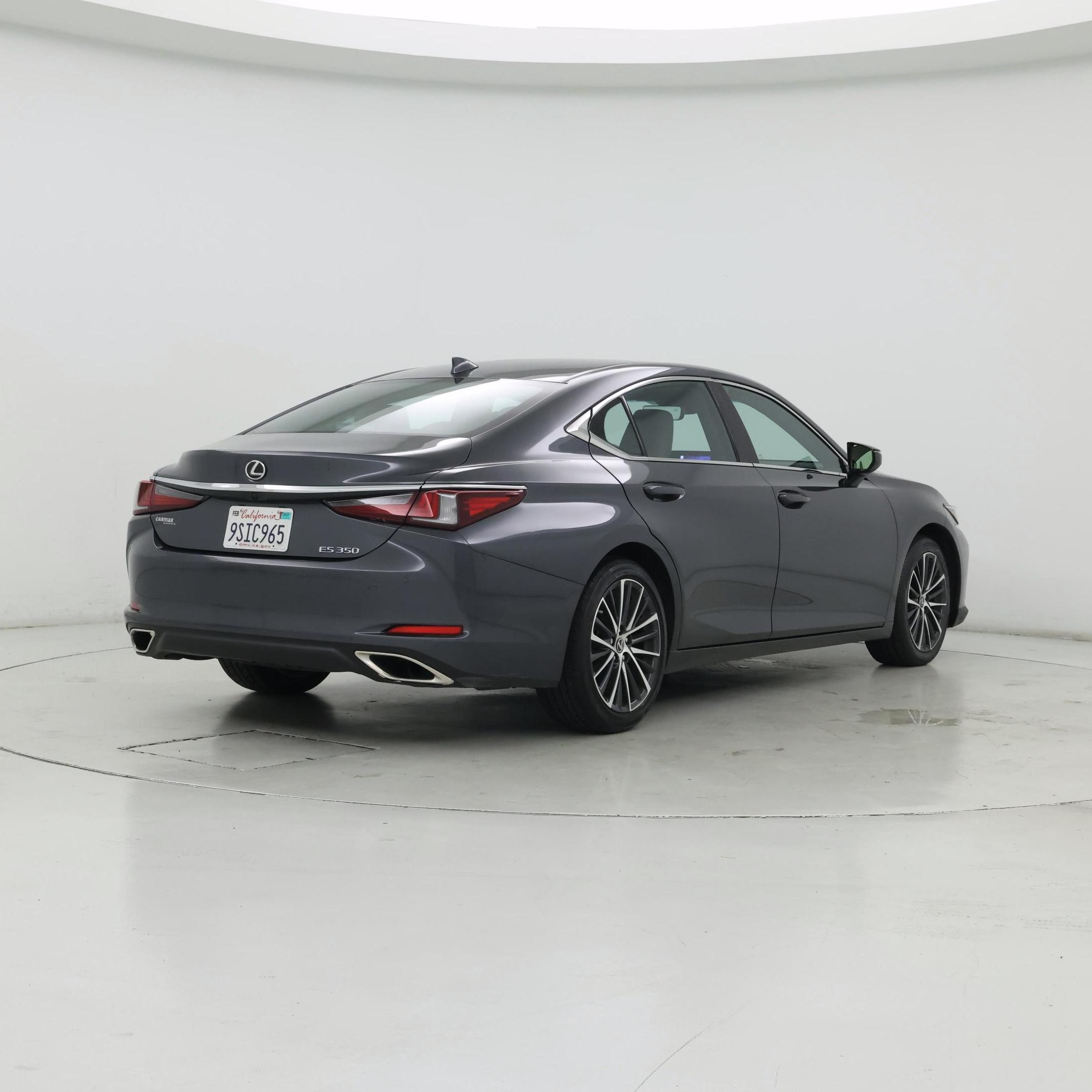 Thumbnail: 2025 Lexus ES - 8
