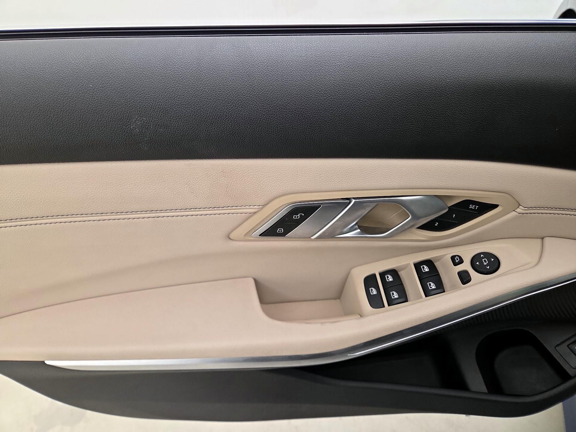 Thumbnail: 2021 BMW 3 Series - 12