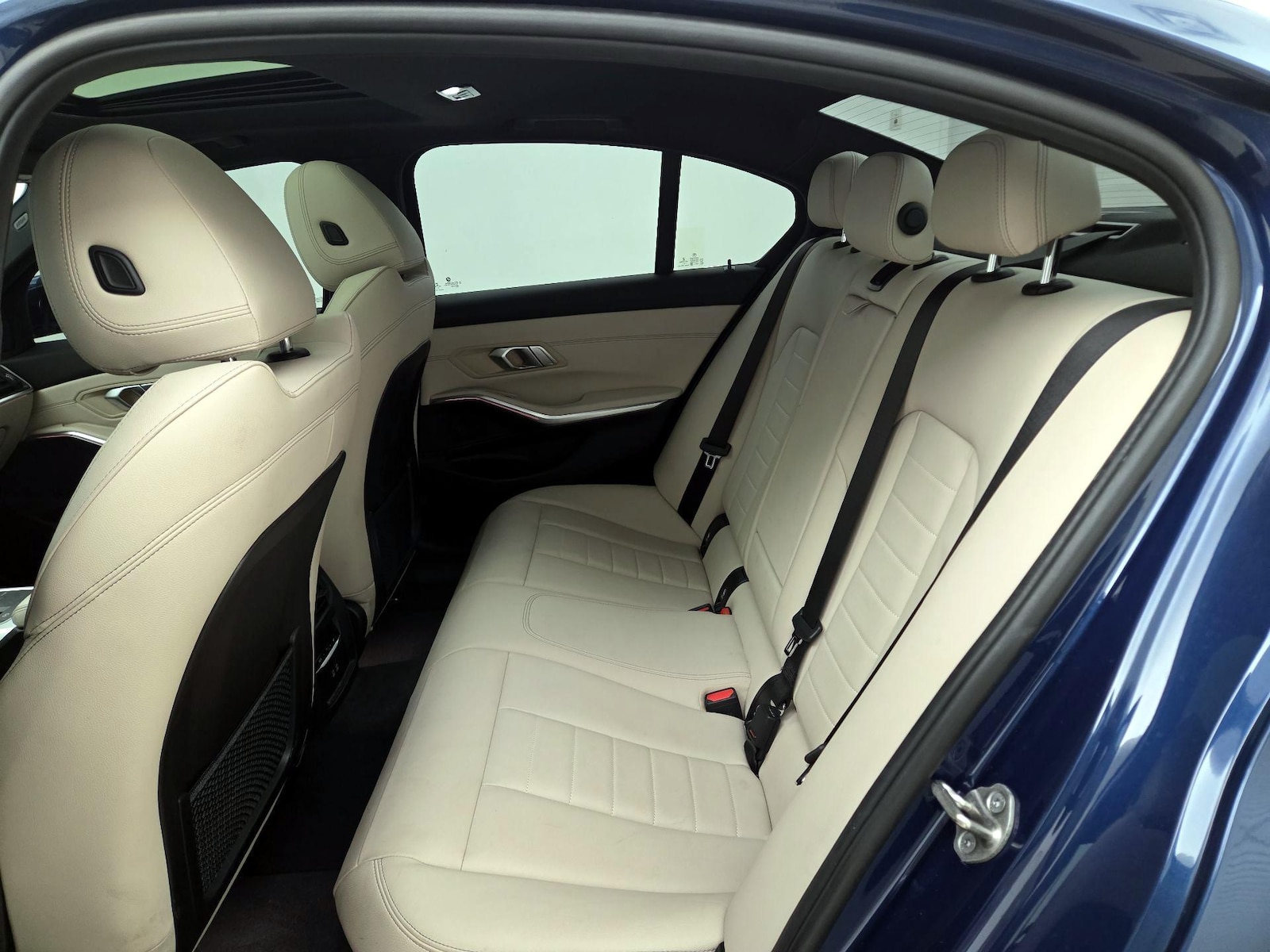 2021 BMW 3 Series 330i - Photo 22