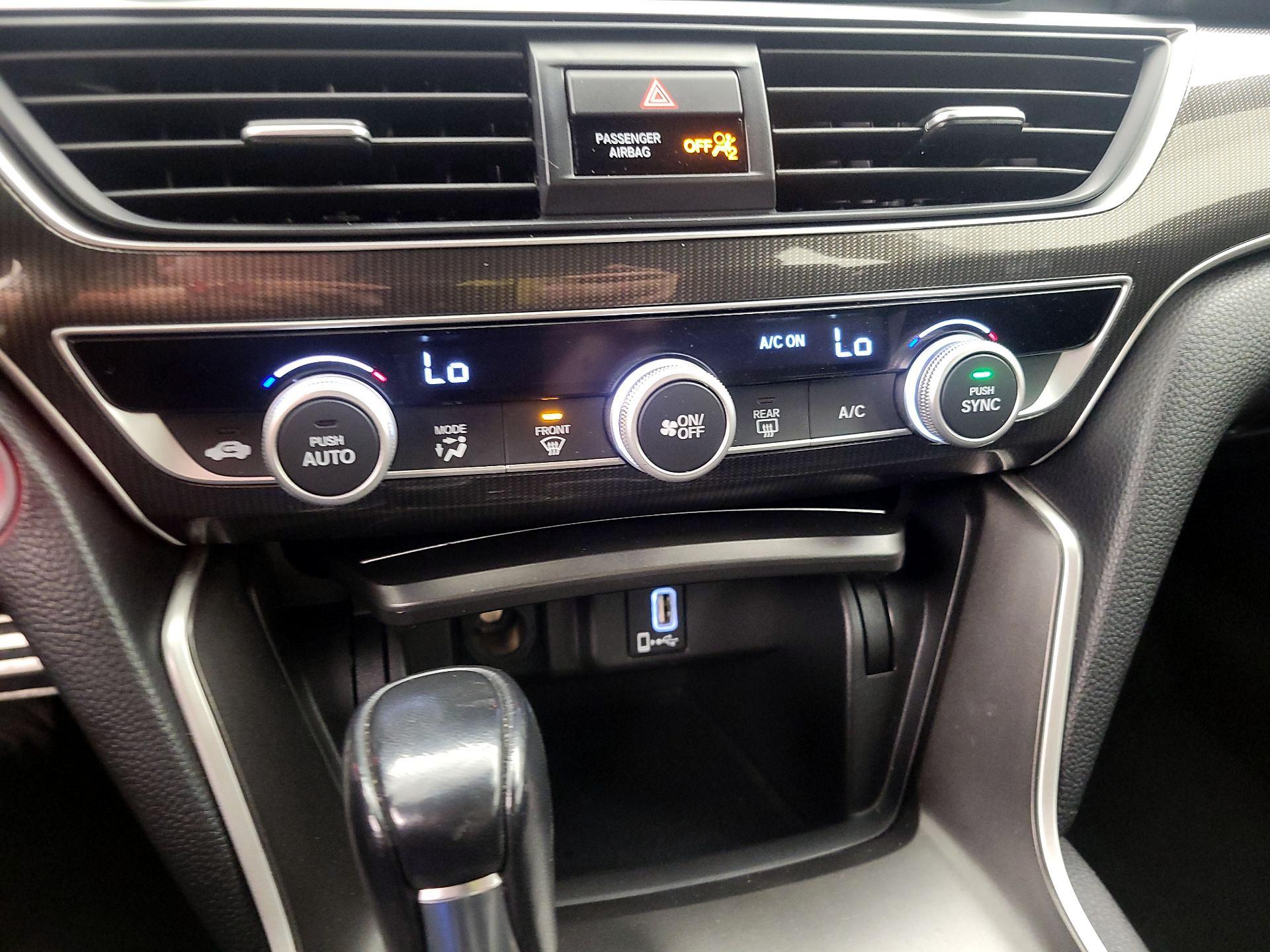Thumbnail: 2018 Honda Accord - 16
