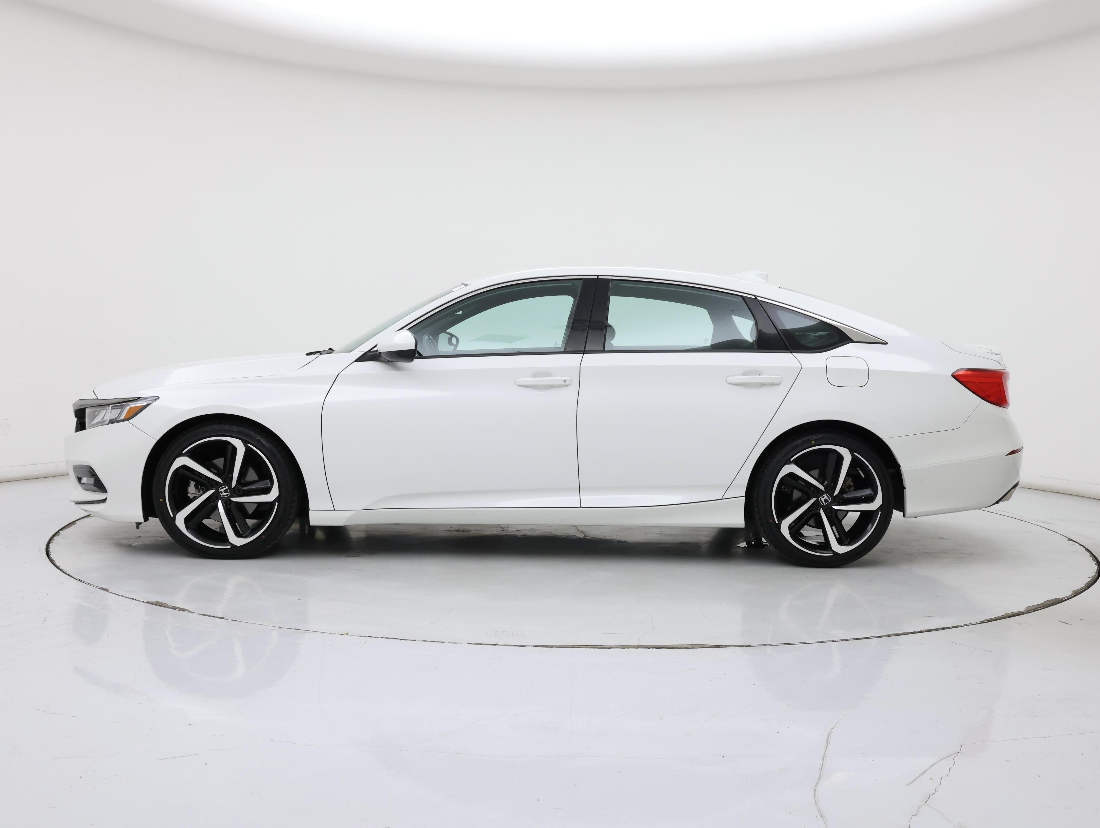 Thumbnail: 2018 Honda Accord - 3