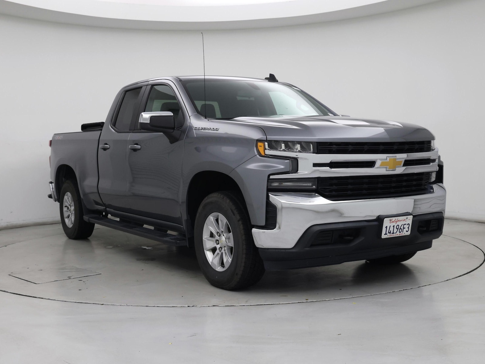 2021 Chevrolet Silverado 1500 LT - Photo 2