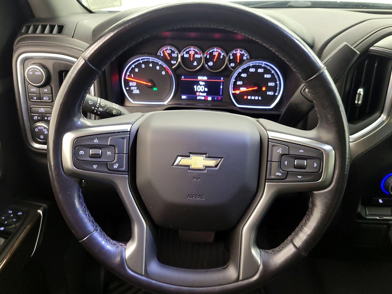 2021 Chevrolet Silverado 1500 LT - Photo 11