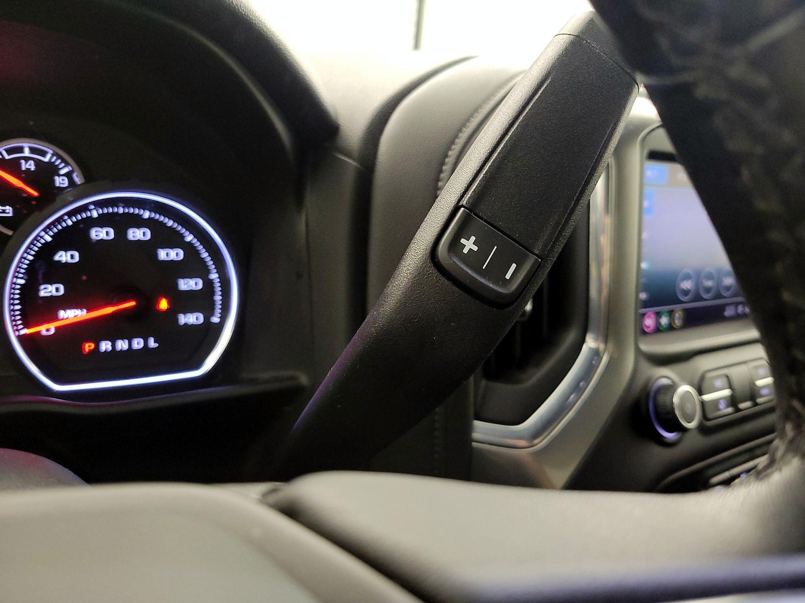 2021 Chevrolet Silverado 1500 LT - Photo 18