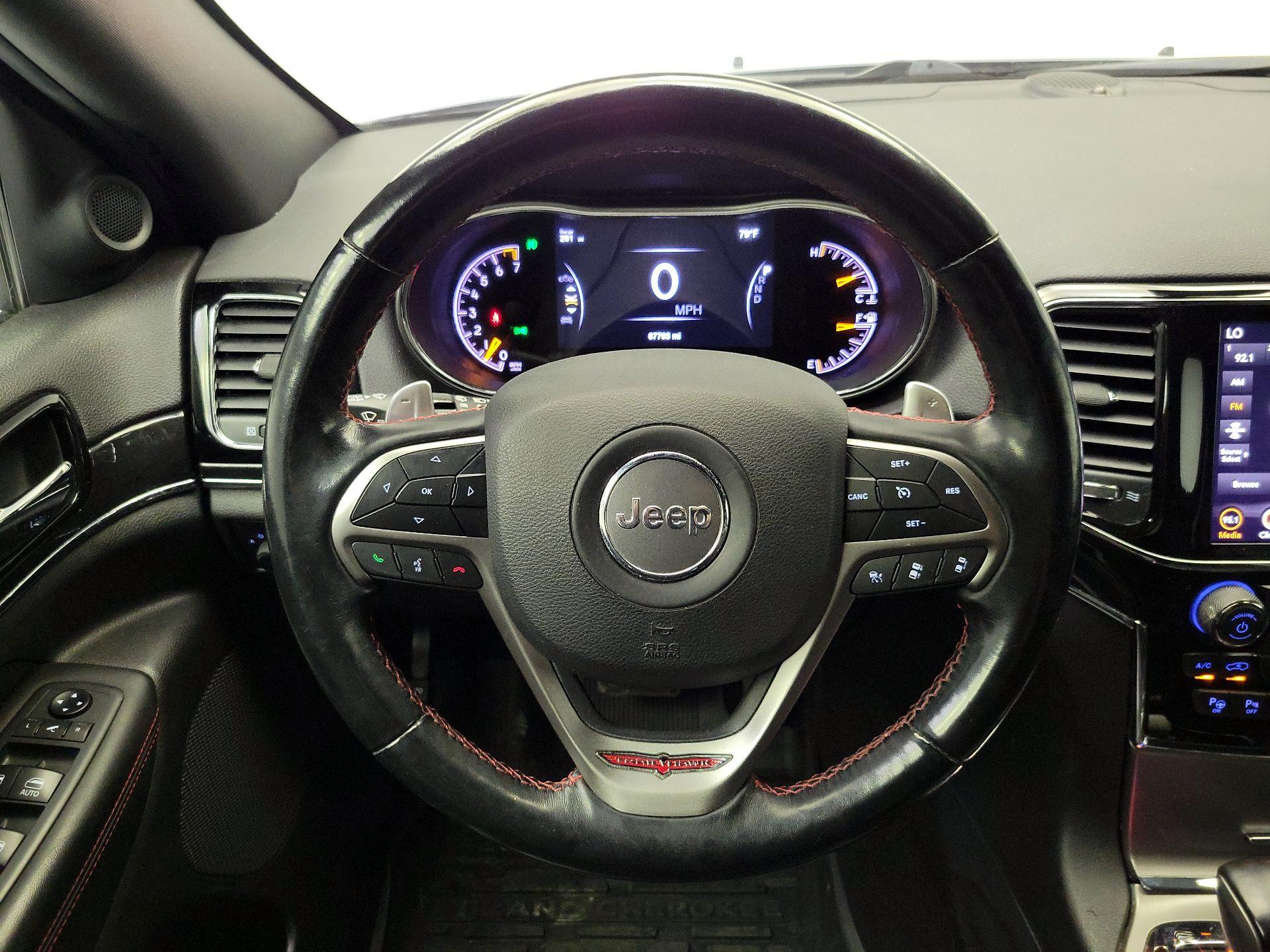 Thumbnail: 2020 Jeep Grand Cherokee - 10
