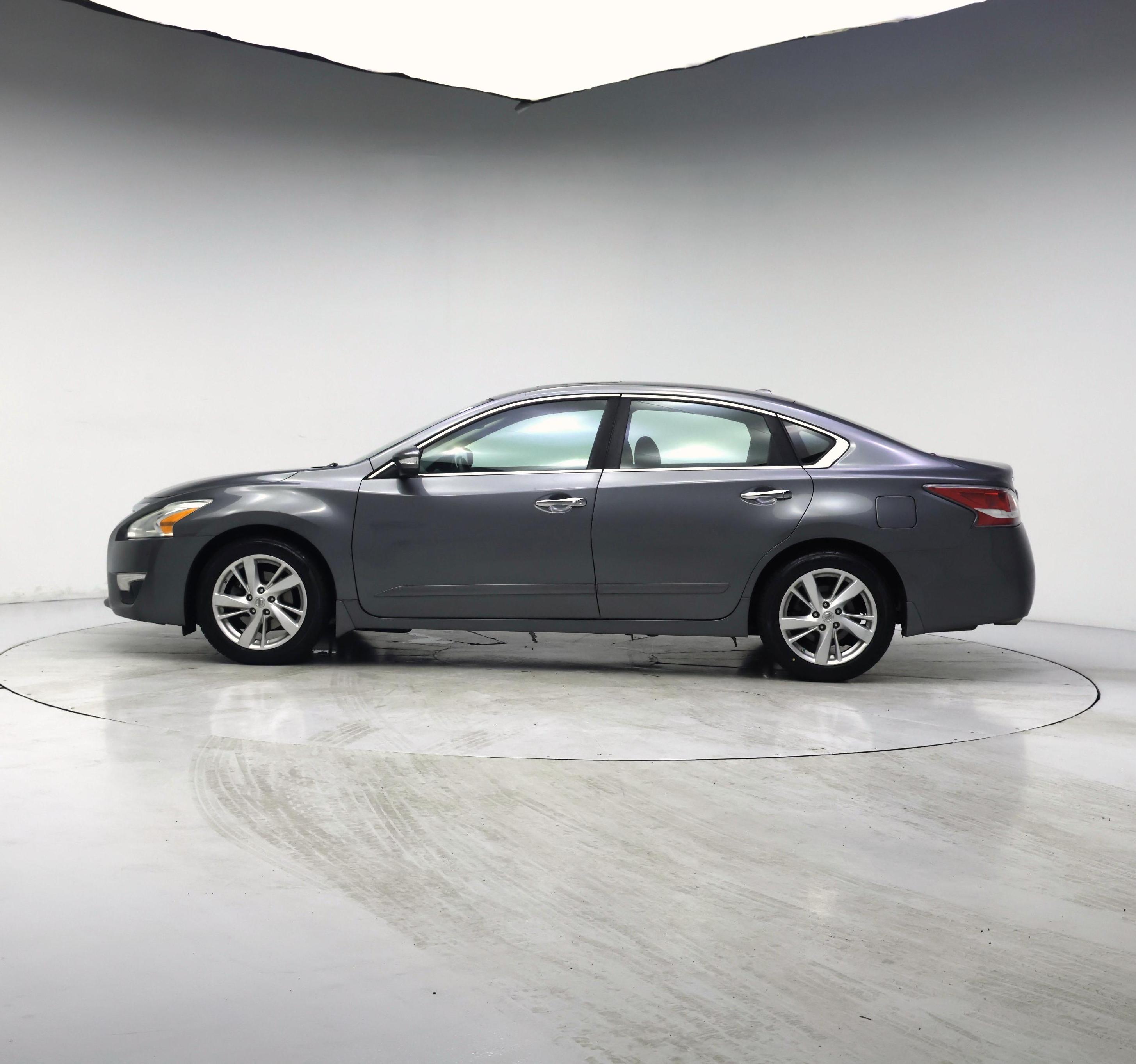 Thumbnail: 2015 Nissan Altima - 3