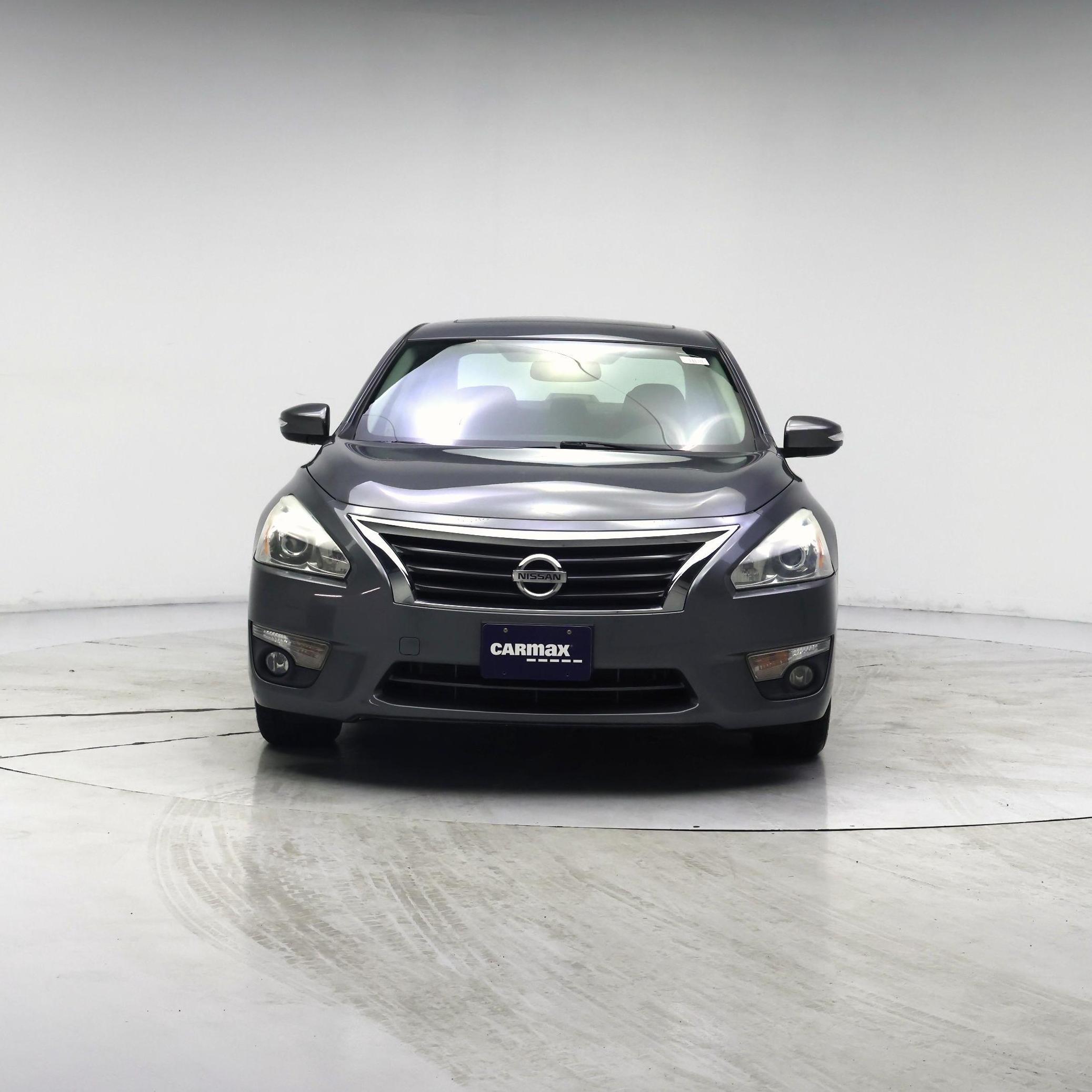 Thumbnail: 2015 Nissan Altima - 5