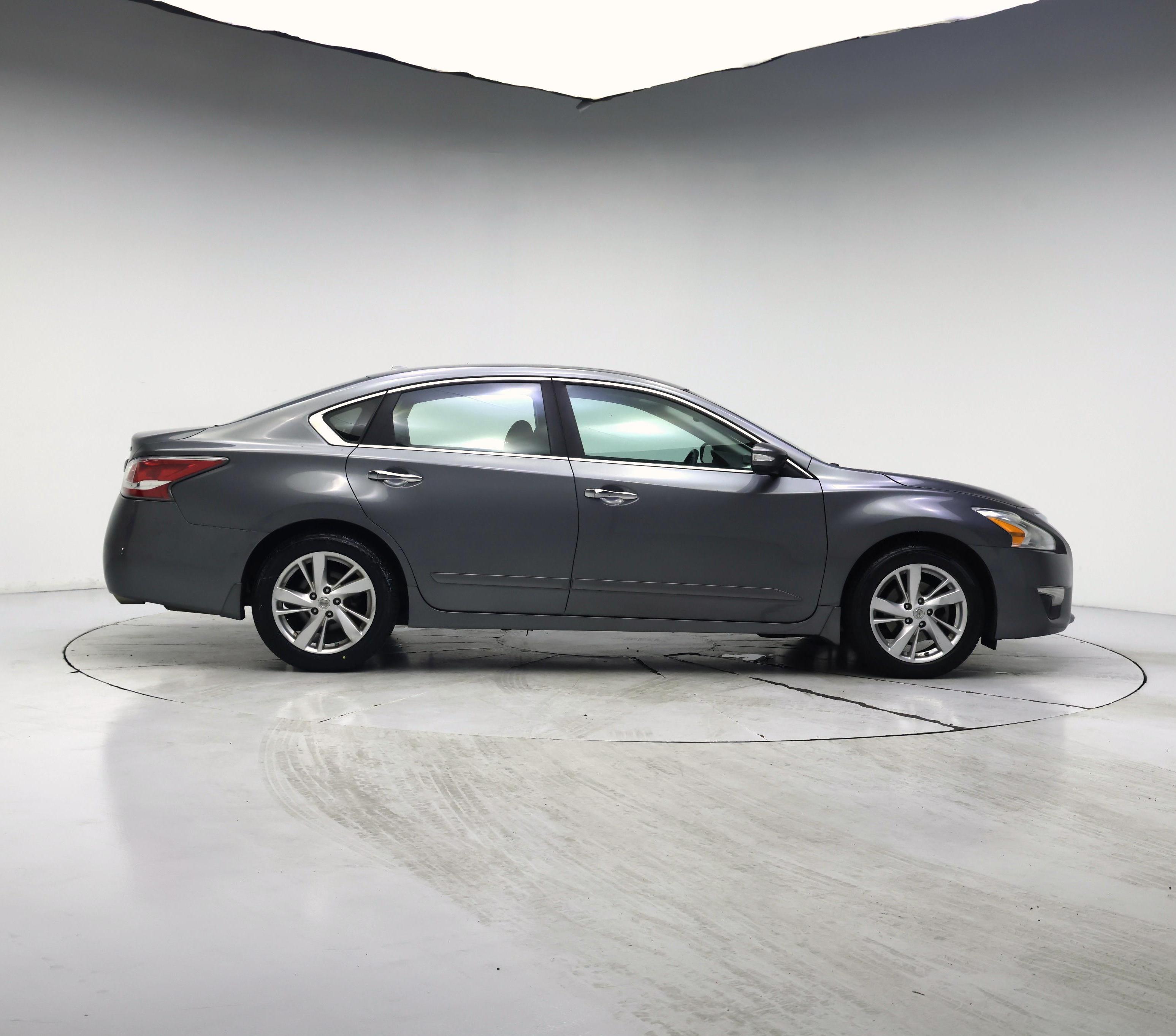 Thumbnail: 2015 Nissan Altima - 7