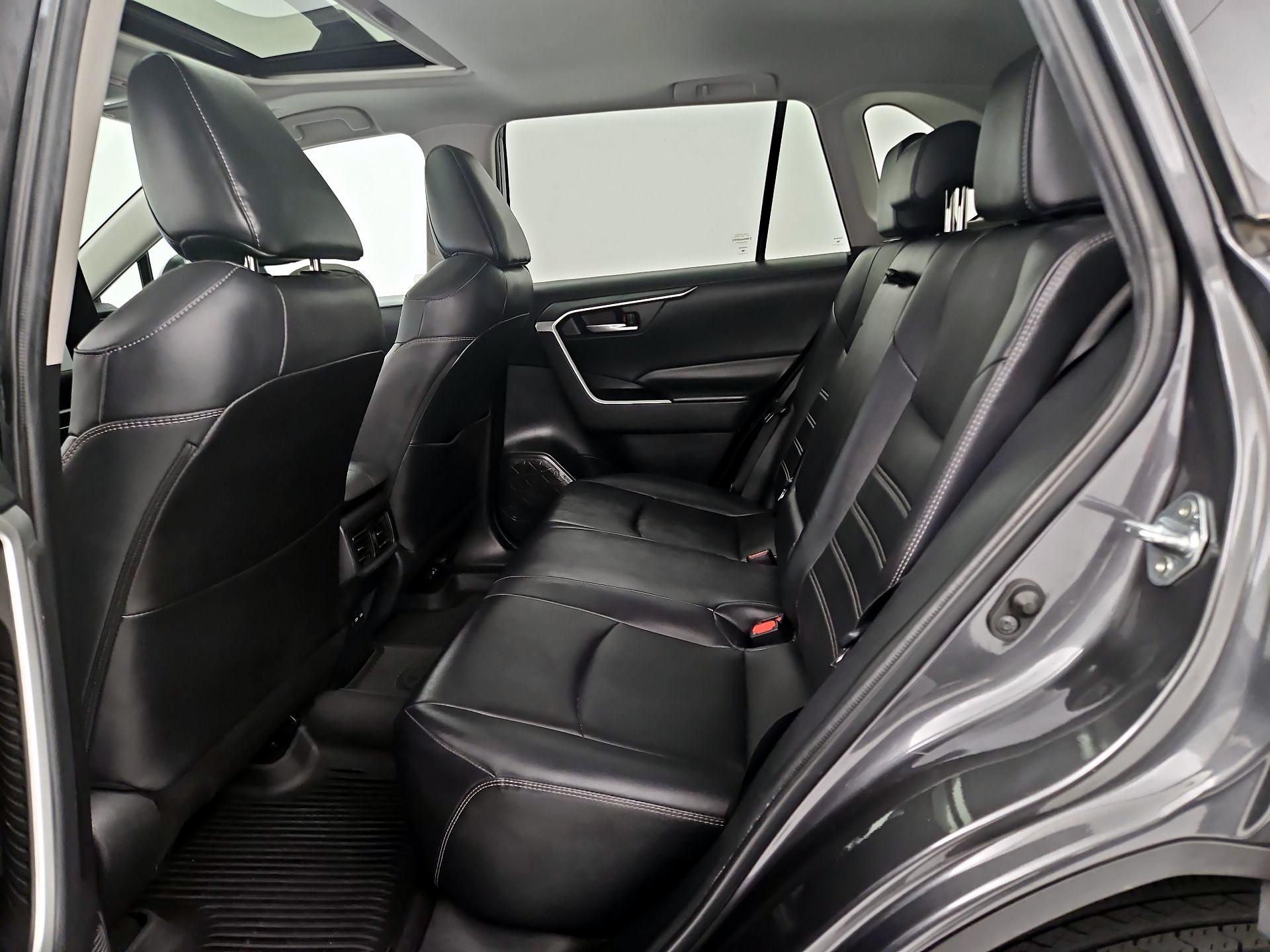 Thumbnail: 2023 Toyota RAV4 - 20