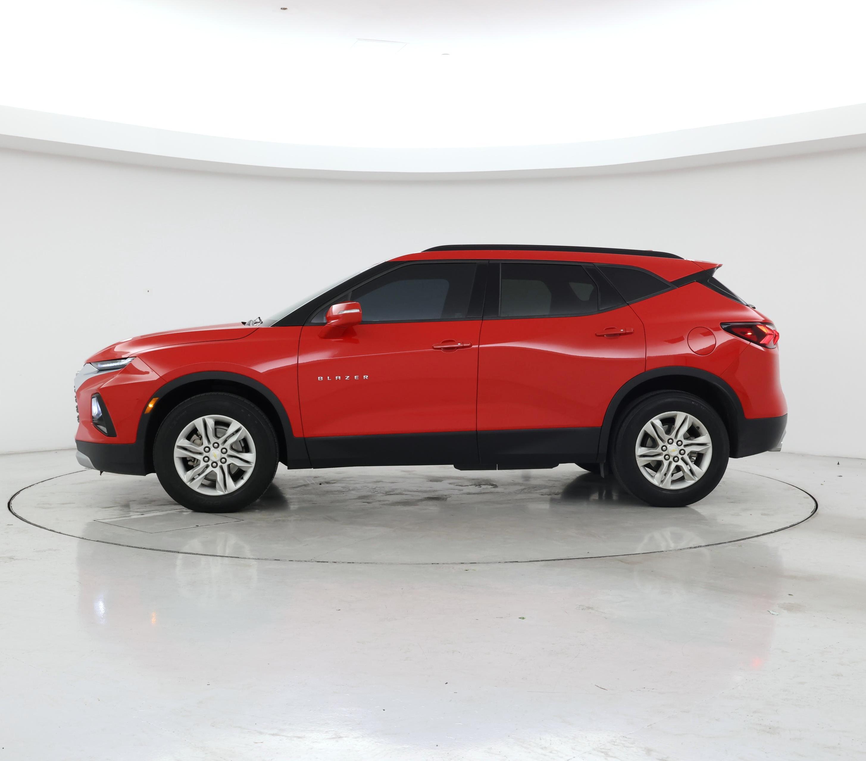 Thumbnail: 2019 Chevrolet Blazer - 3