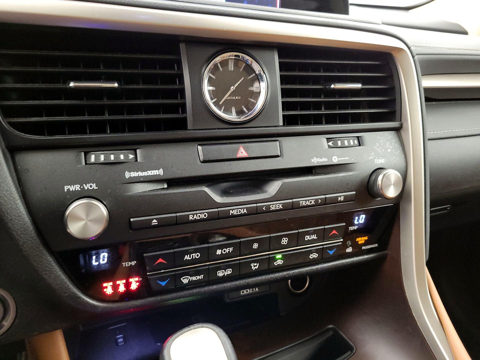 2022 Lexus RX 350 - Photo 17