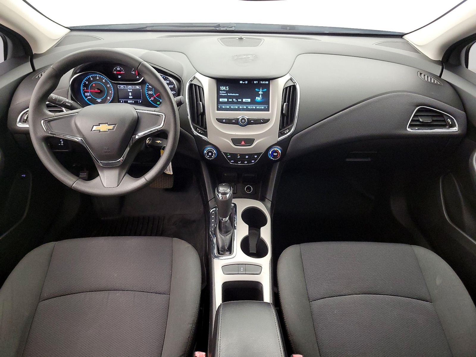 2017 Chevrolet Cruze LS - Photo 10