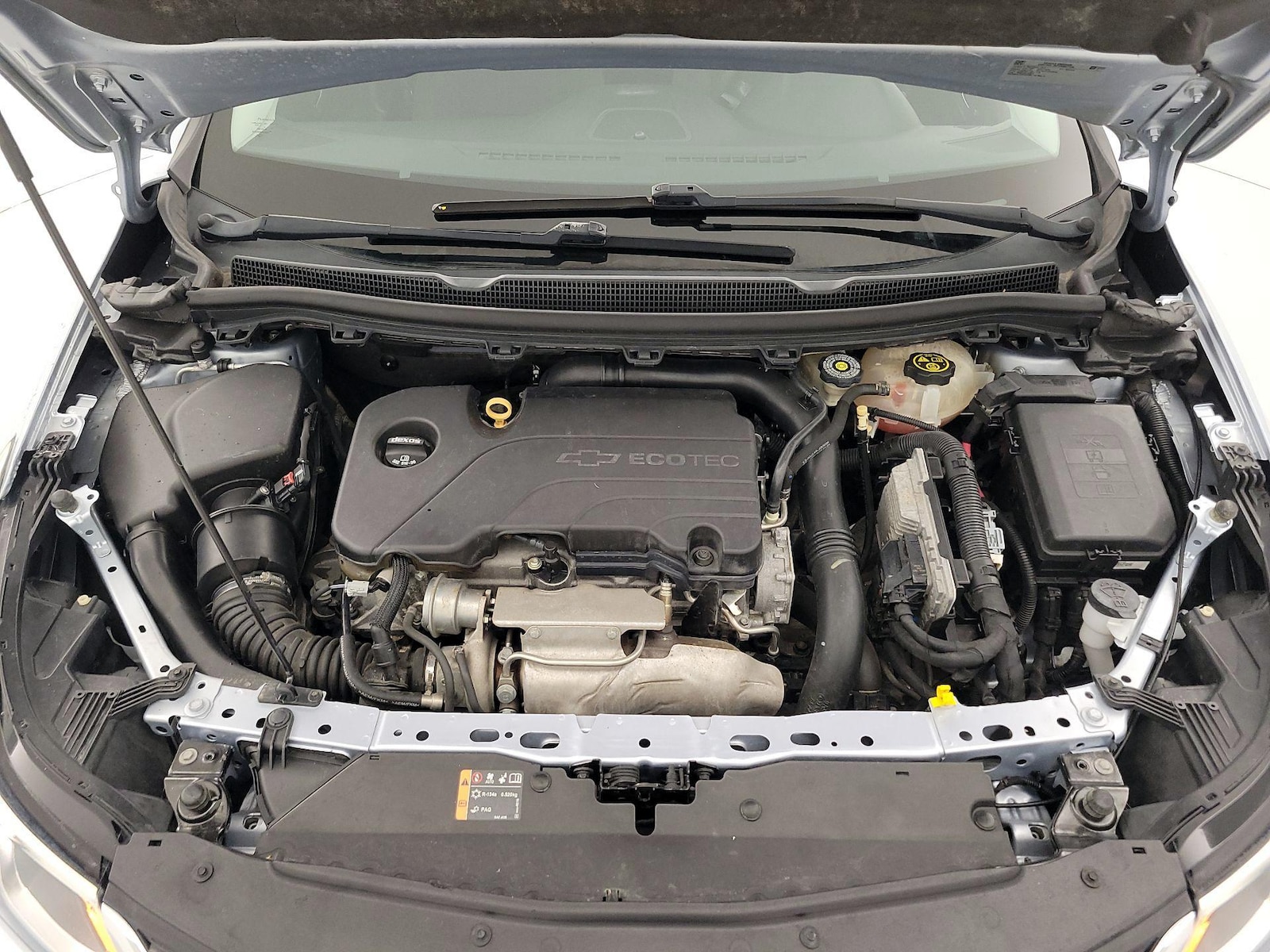 2017 Chevrolet Cruze LS - Photo 22