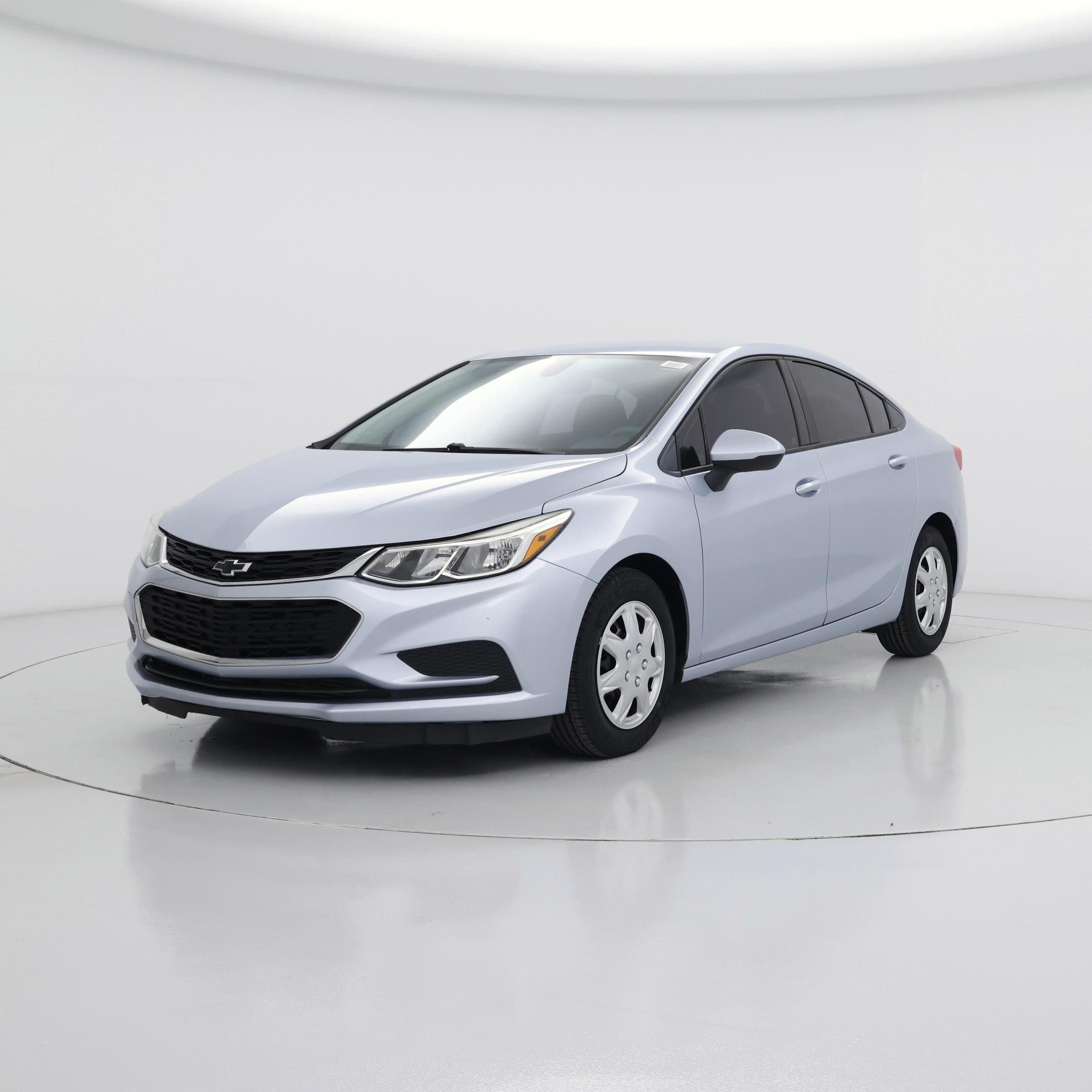 Thumbnail: 2017 Chevrolet Cruze - 4