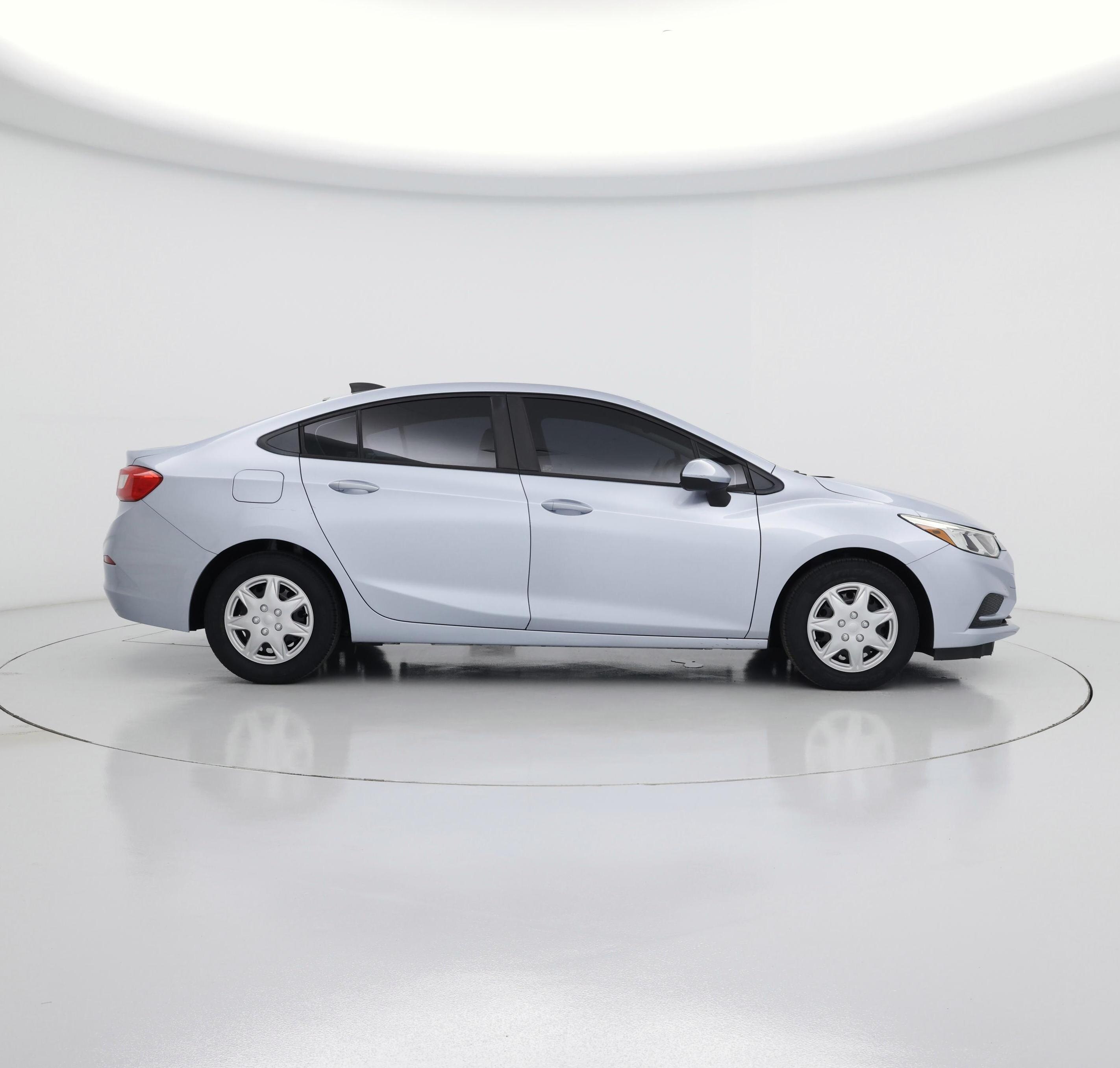 Thumbnail: 2017 Chevrolet Cruze - 7