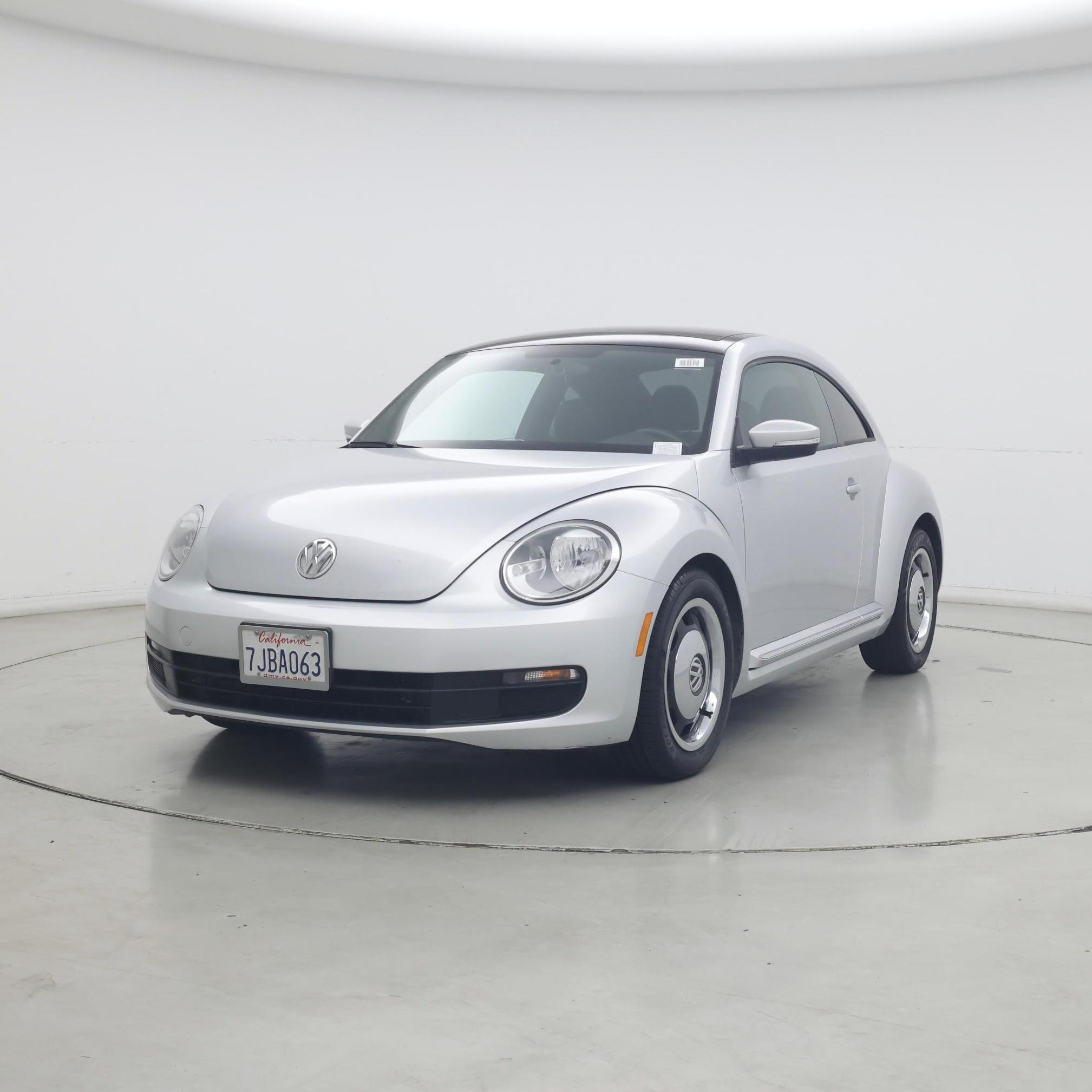 Thumbnail: 2014 Volkswagen Beetle - 4
