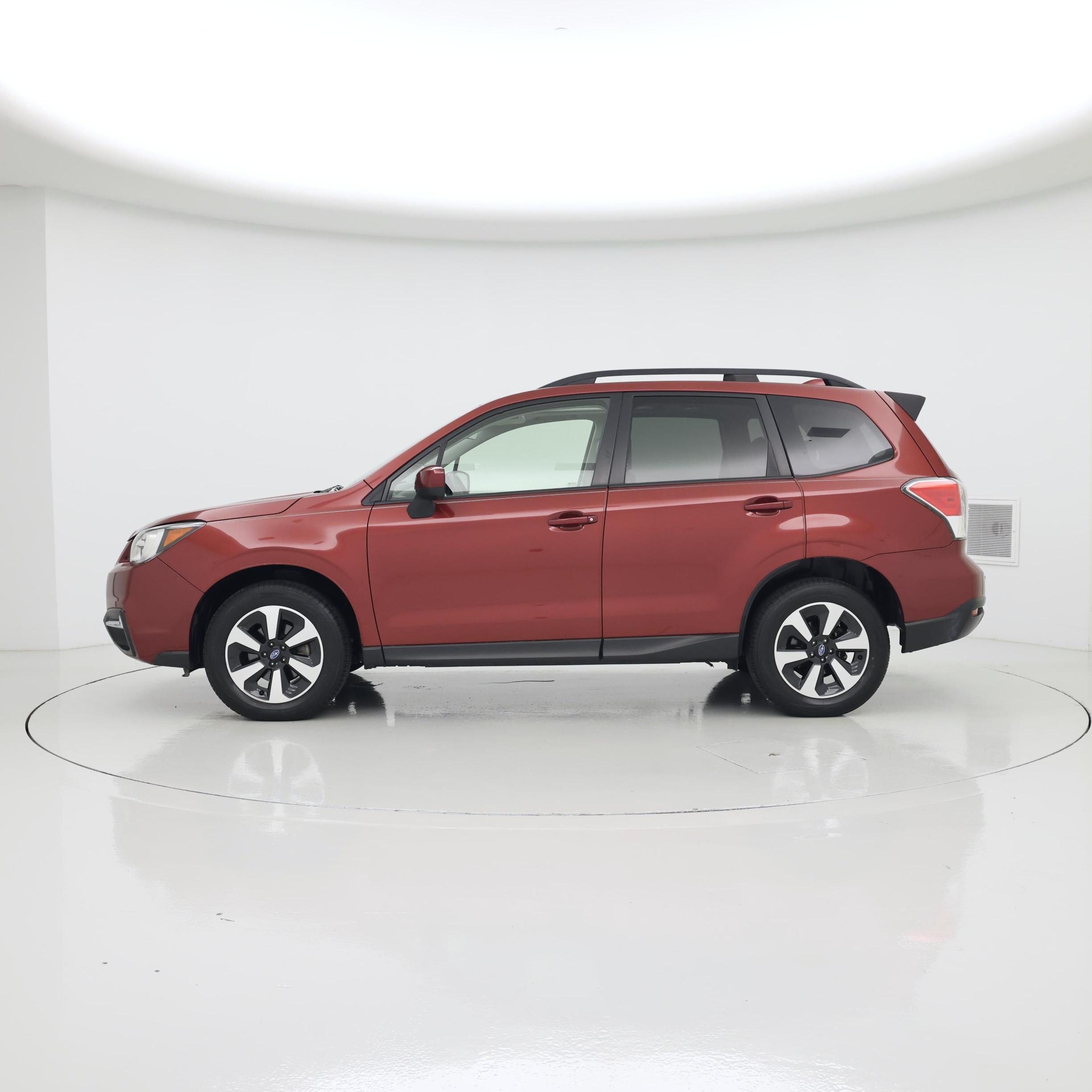 Thumbnail: 2017 Subaru Forester - 3