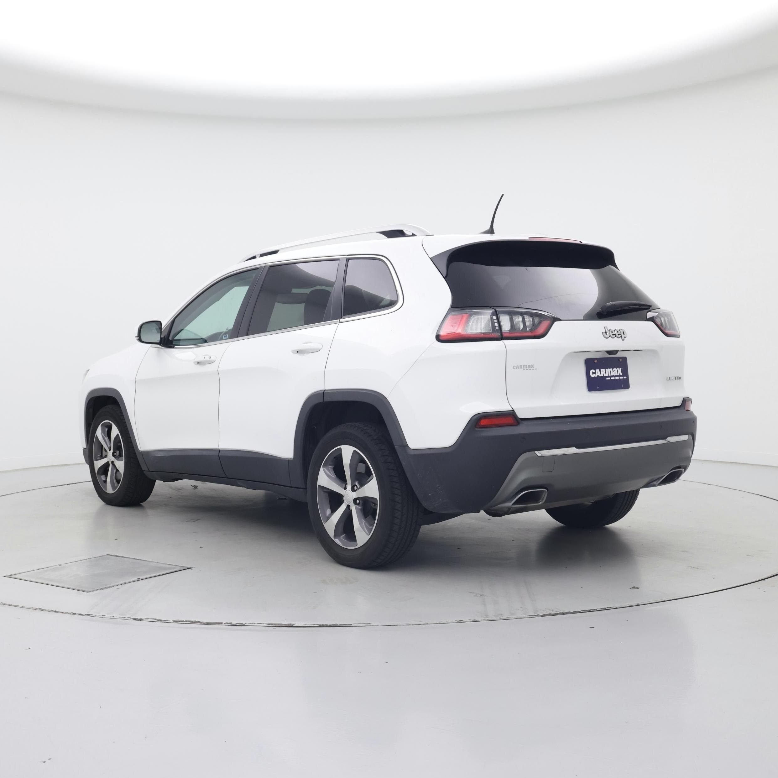 Thumbnail: 2019 Jeep Cherokee - 2